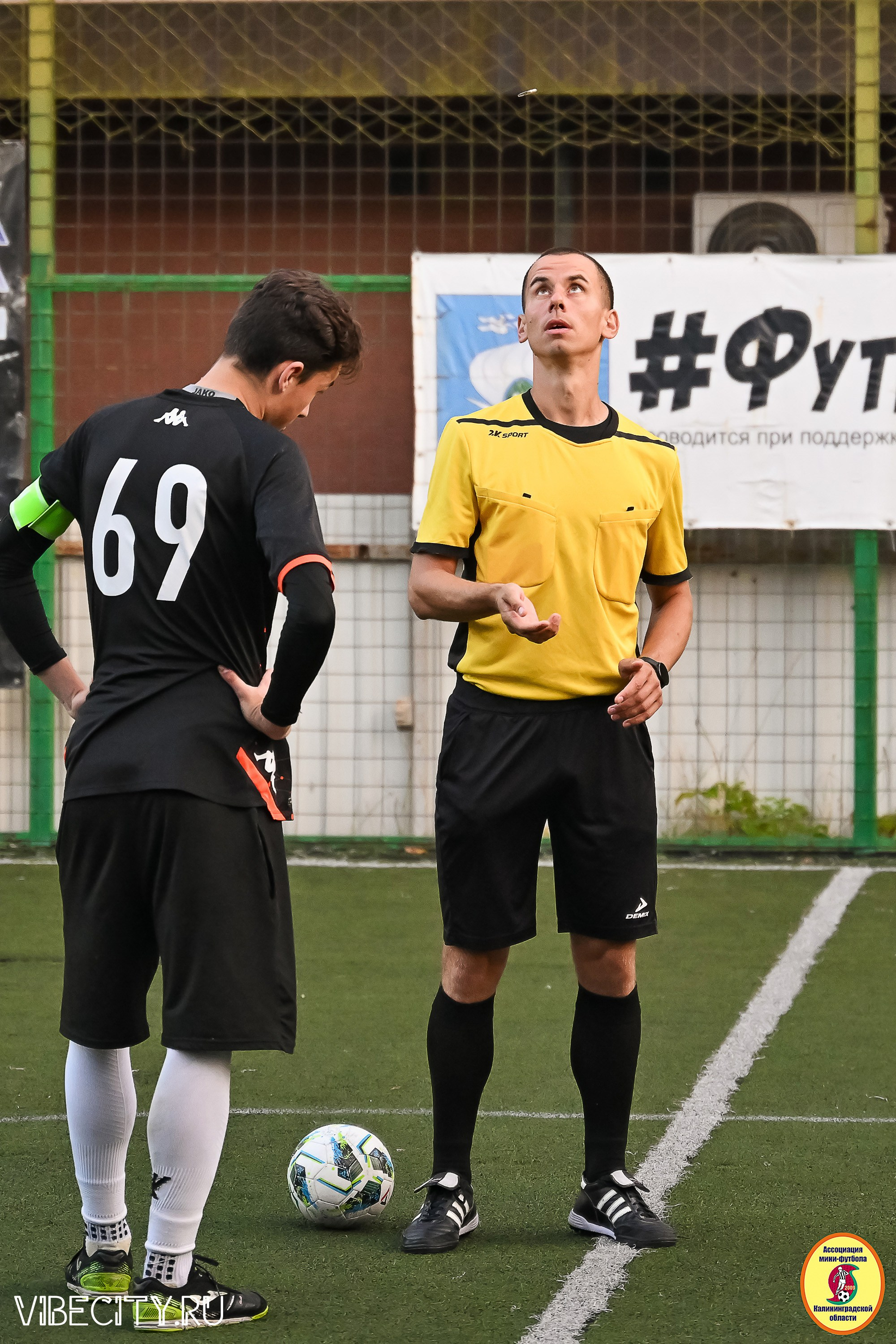 ИГРЫ ПЛЕЙ-ОФФ ПЕРВОГО ДИВИЗИОНА МИНИ-ФУТБОЛЬНОЙ ЛИГИ. VIBECITY.RU Вайб Сити Ру Фоторепортажи Фотоотчеты Калининград