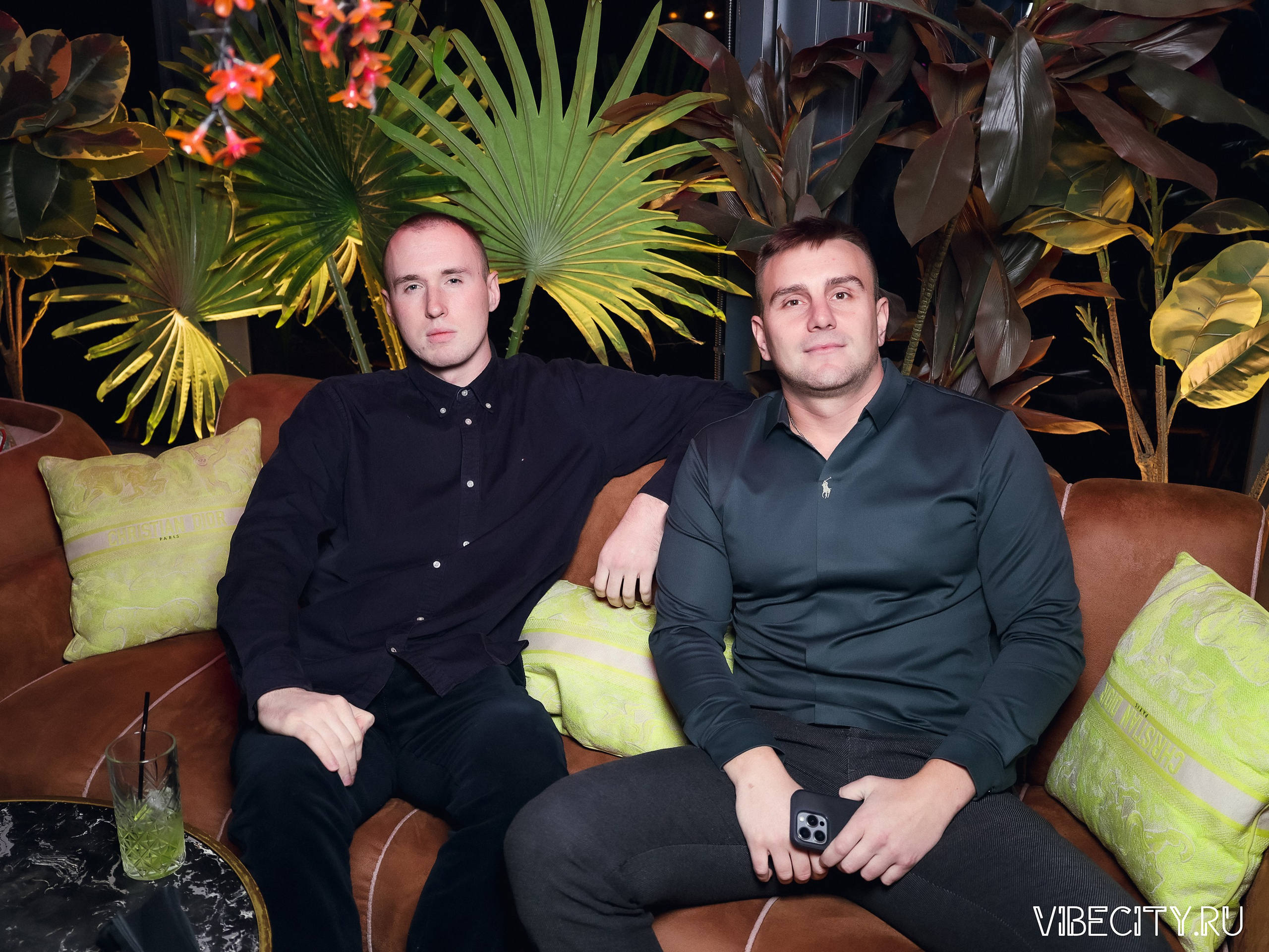 DOUBLE U. VIBECITY.RU Вайб Сити Ру Фоторепортажи Фотоотчеты Калининград