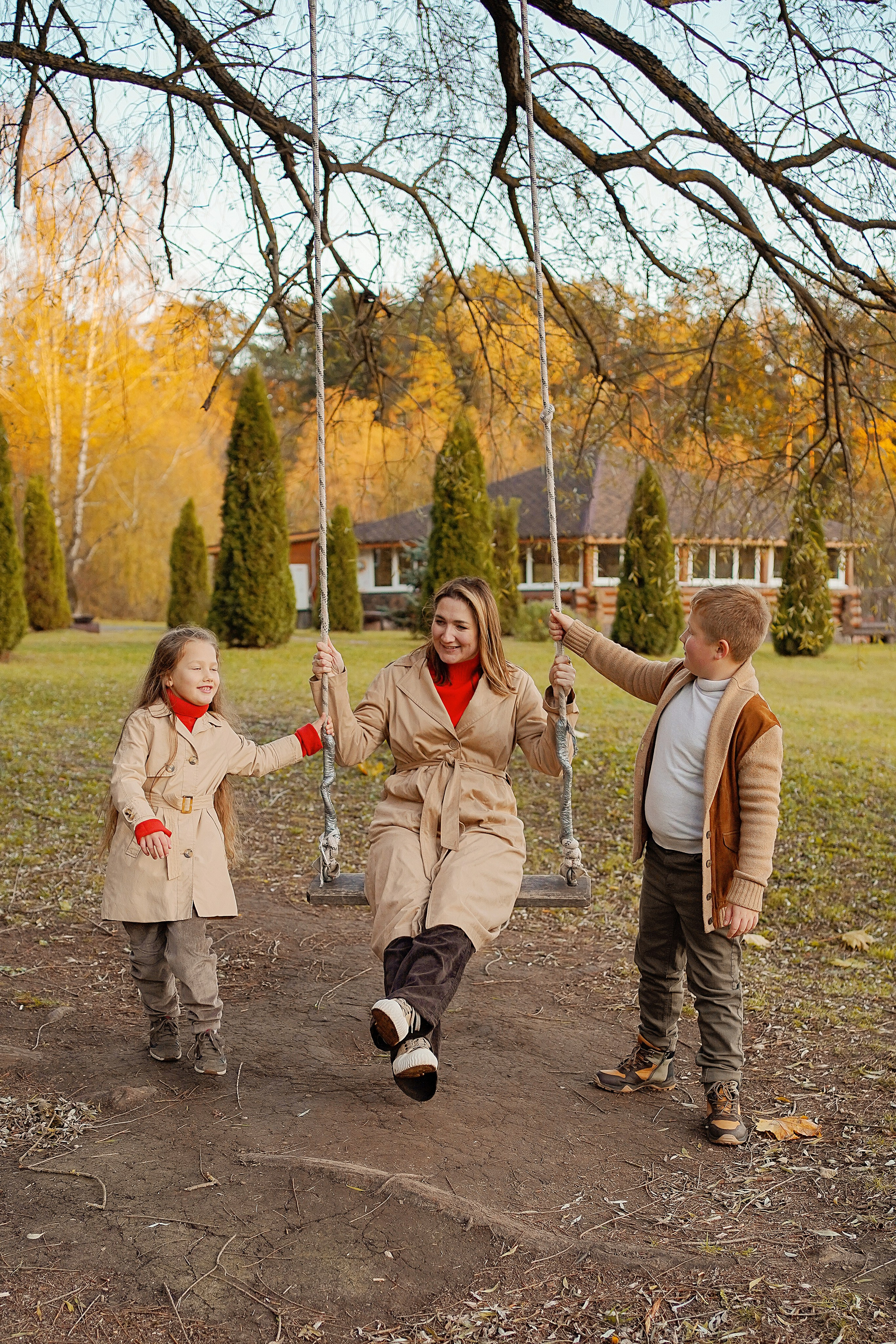 Семейная фотопрогулка в усадьбе Валуево. Семейный и детский фотограф в Москве Екатерина Офицерова