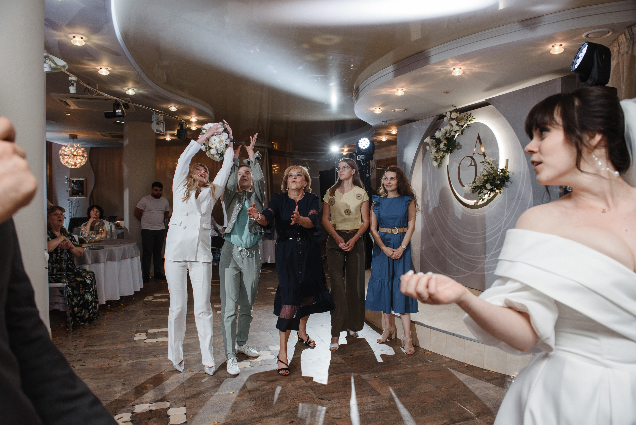 Оксана и Александр. Светлана Варфоломеева, женский и свадебный фотограф в Саратове