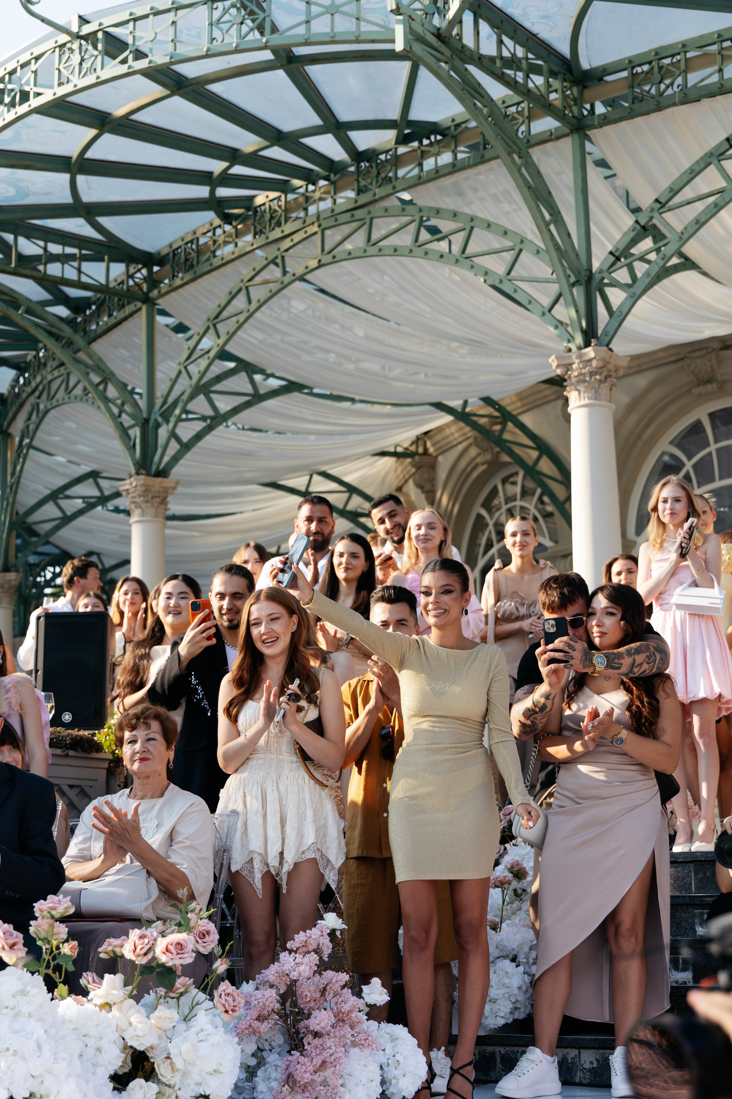 Герберы & звездные гости. Фотограф в Москве Анастасия Курлович