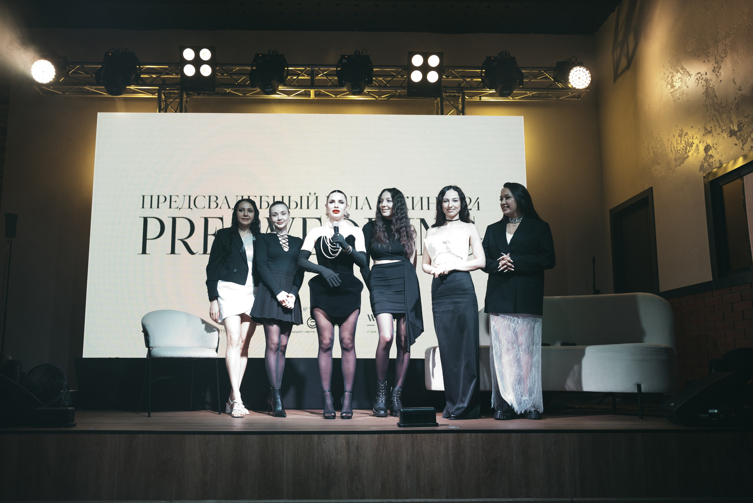 WhiteRoom Pre-wedding. Репортажный и свадебный фотограф в Сургуте