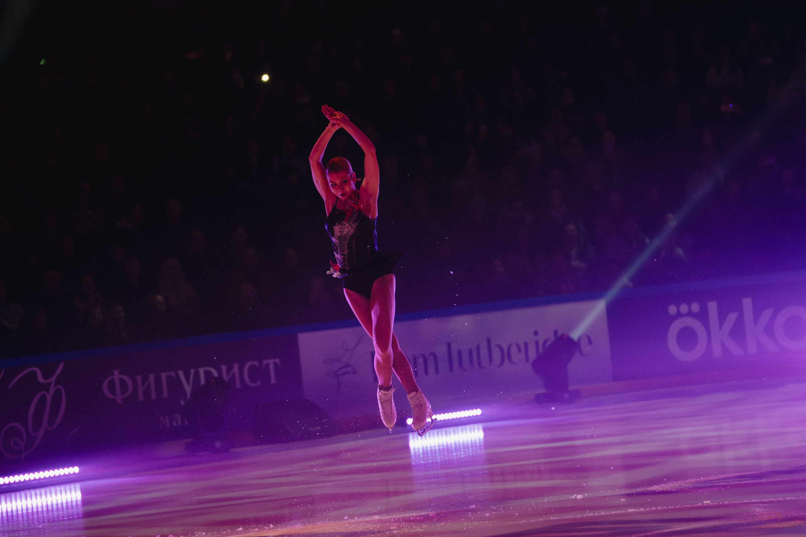 Шоу Этери Тутберидзе в Новосибирске. Воробьева Ксения — Спортивный и танцевальный фотограф Новосибирск