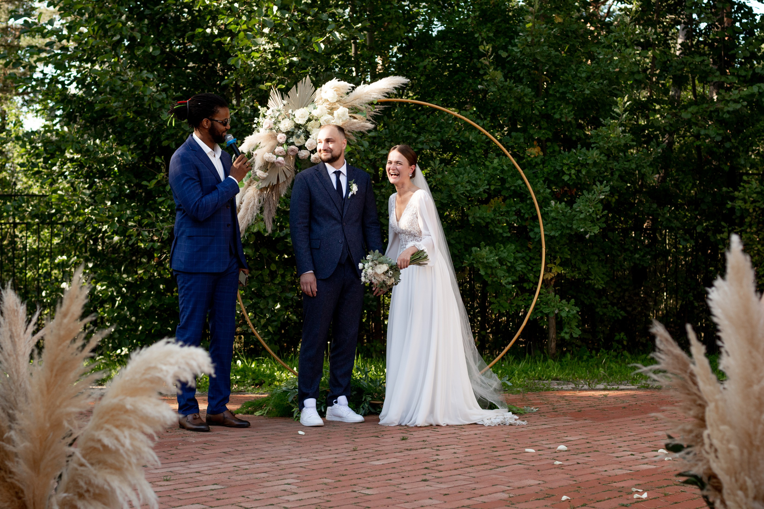 Свадебная фотопрогулка в Пушкине. Свадебный фотограф Кирилл Белый