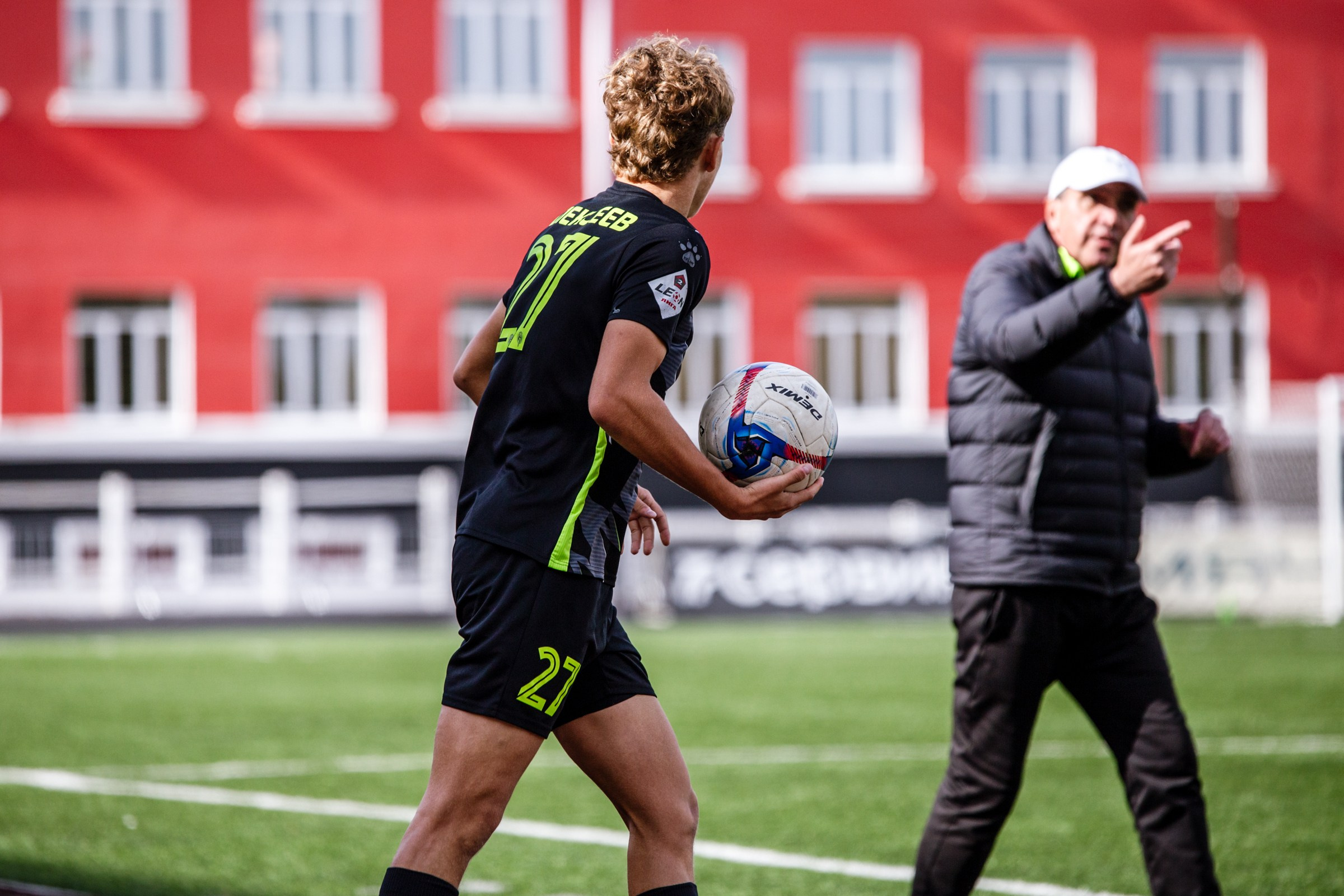 Первенство России по футболу LEON-Вторая лига Б | ФК Иркутск — Космос (Долгопрудный) | 14.09.25. Фотограф в Иркутске Евгения Айвазова