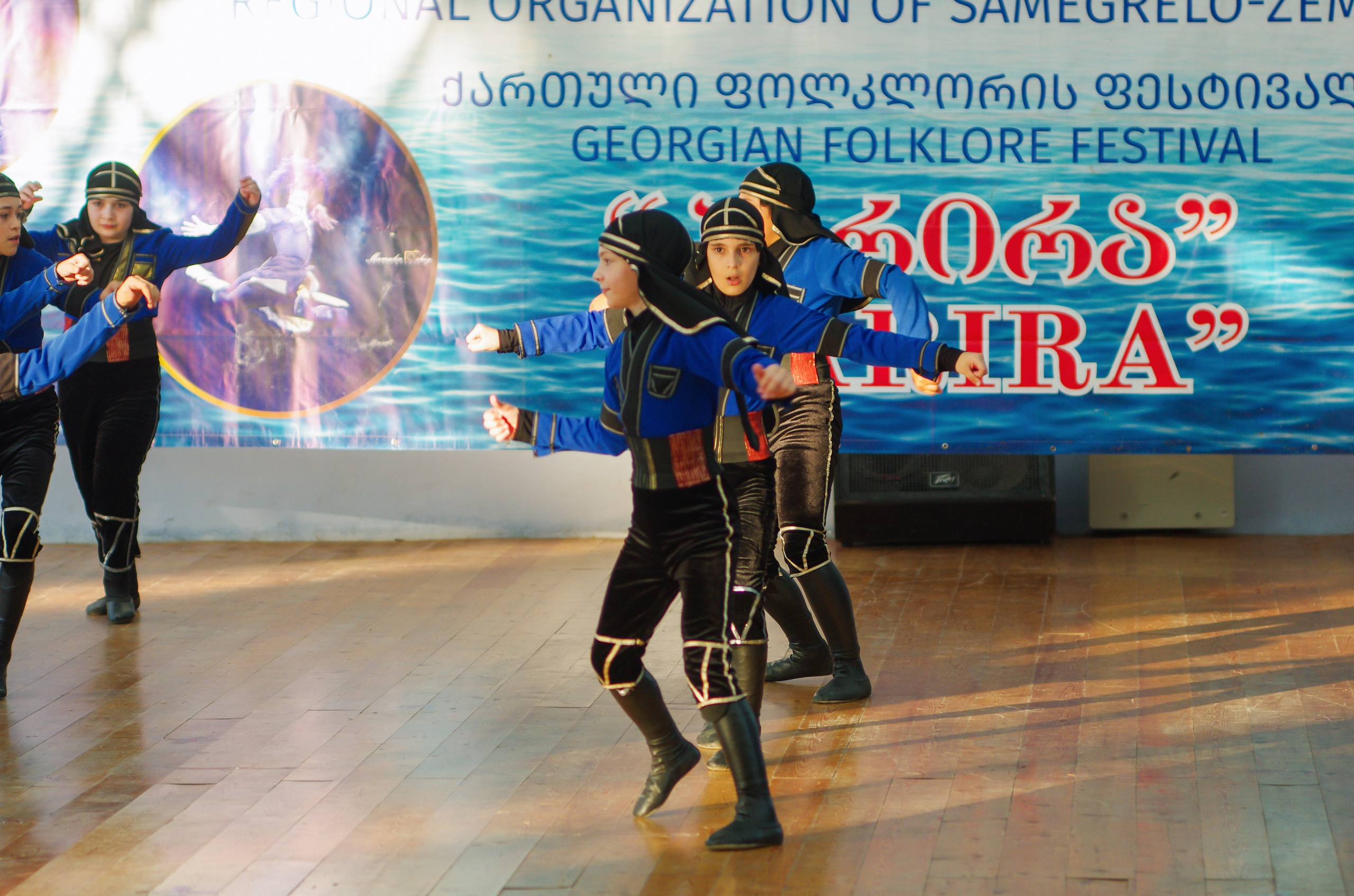 Кабулети Танцы. Портретный фотограф Денис Милютин