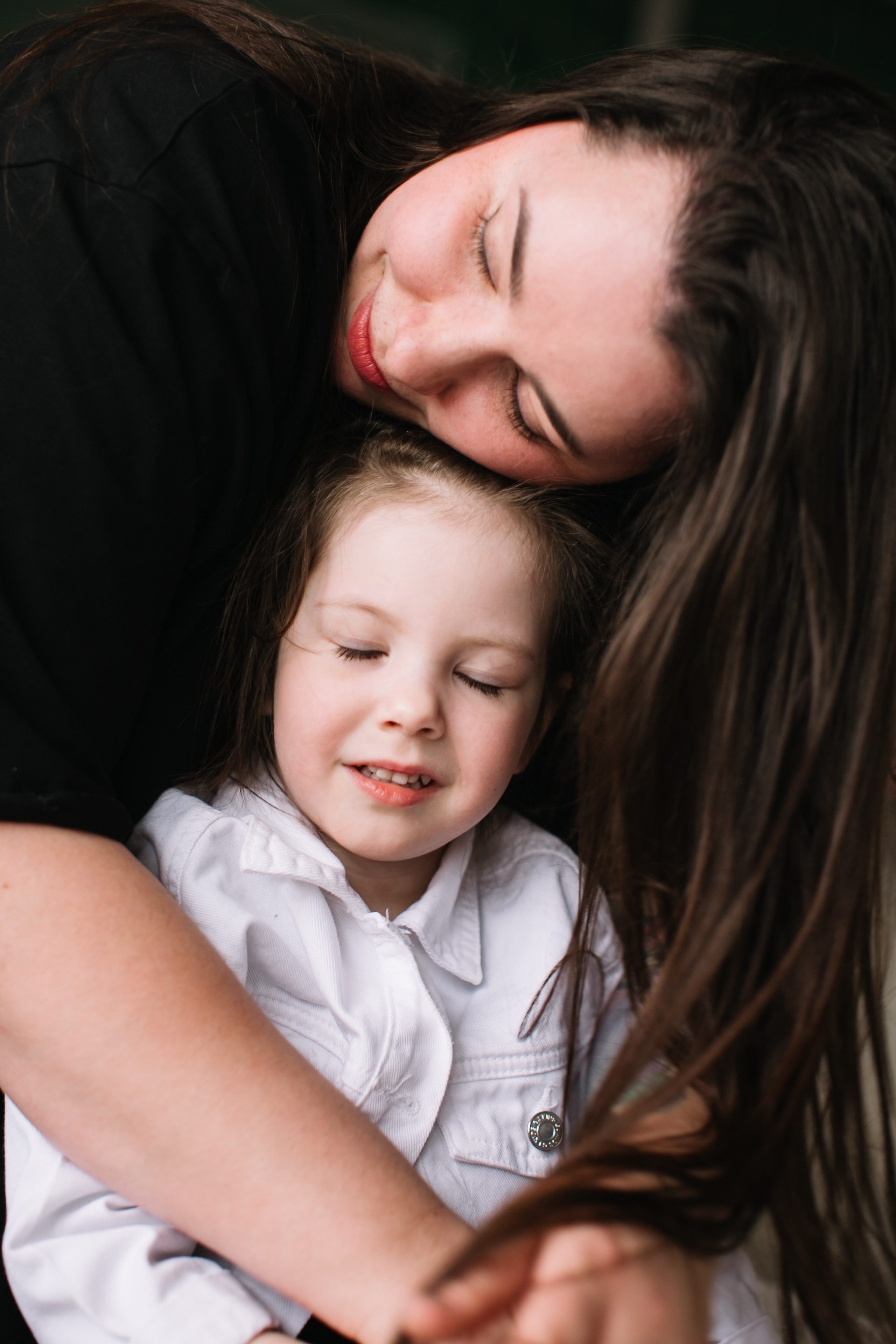 алёна малахова фотограф новосибирск семейный детский домашняя фотосессия в новосибирске день рождения репортажная съёмка фотосессия с лошадьми на конюшне деревня алтай  на природе фотосессия в детском саду мама и сын предложение руки и сердца идея  помолвка фотосессия берег закат детский день рождения годик торт аниматор лофт игровая продолжение следует prodoljenie_sleduet_  корпоратив тимбилдинг первоклашка линейка  контент  бизнес портрет оперный новат франция берет весна девушка мама и дочь мать и дитя