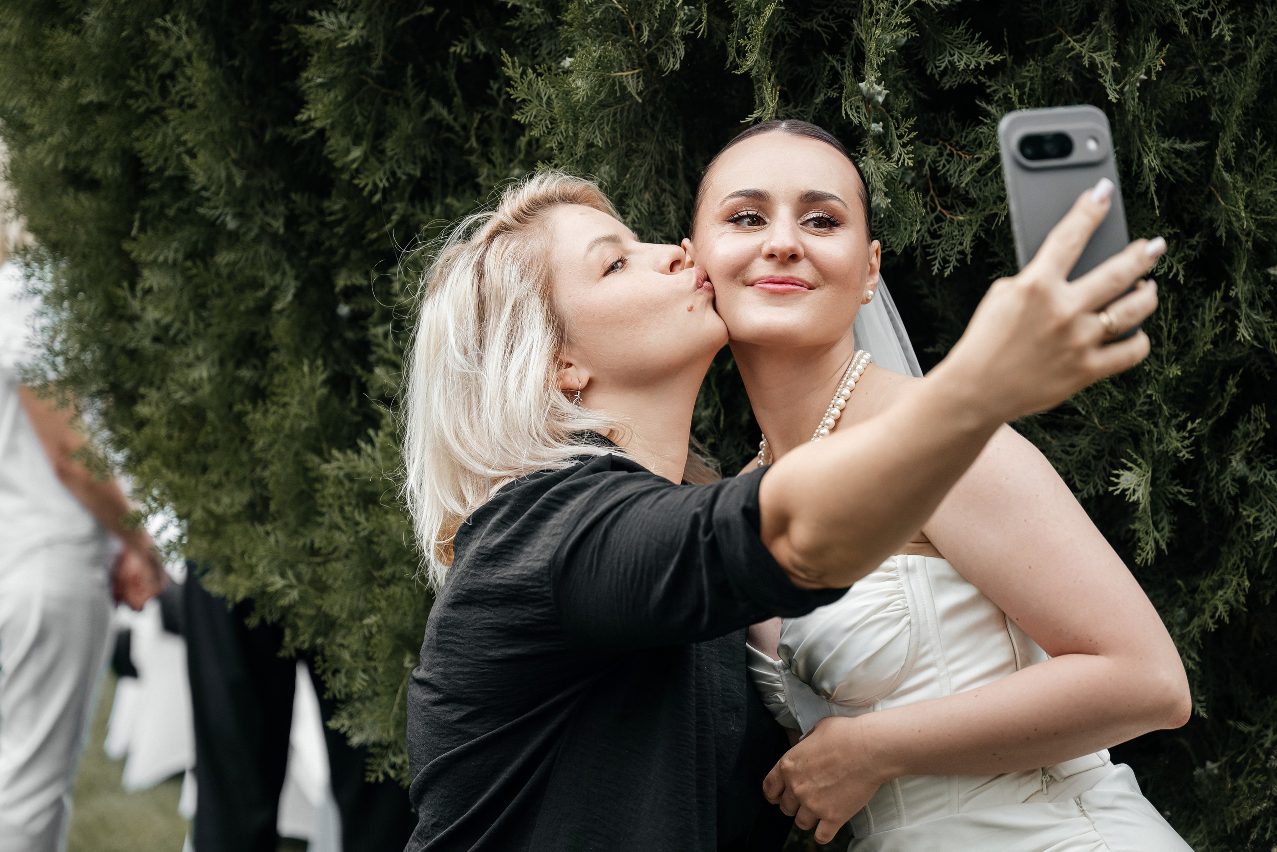 «Свадьба Даши и Артема». Школьный фотограф в Валуйках. Фотосессии для выпускников и изготовление выпускных альбомов в городе Валуйки и в Белгородской области