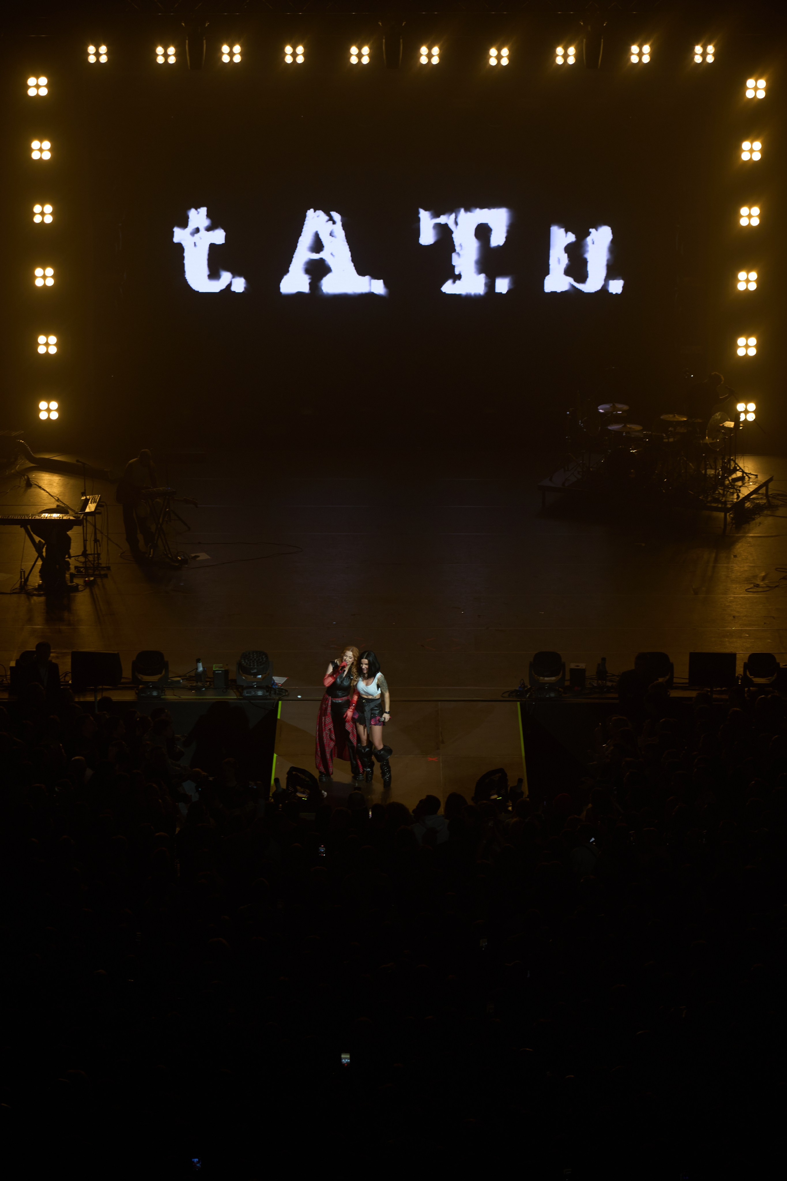 T.a.t.u. Репортажный фотограф мероприятий и концертов в Екатеринбурге