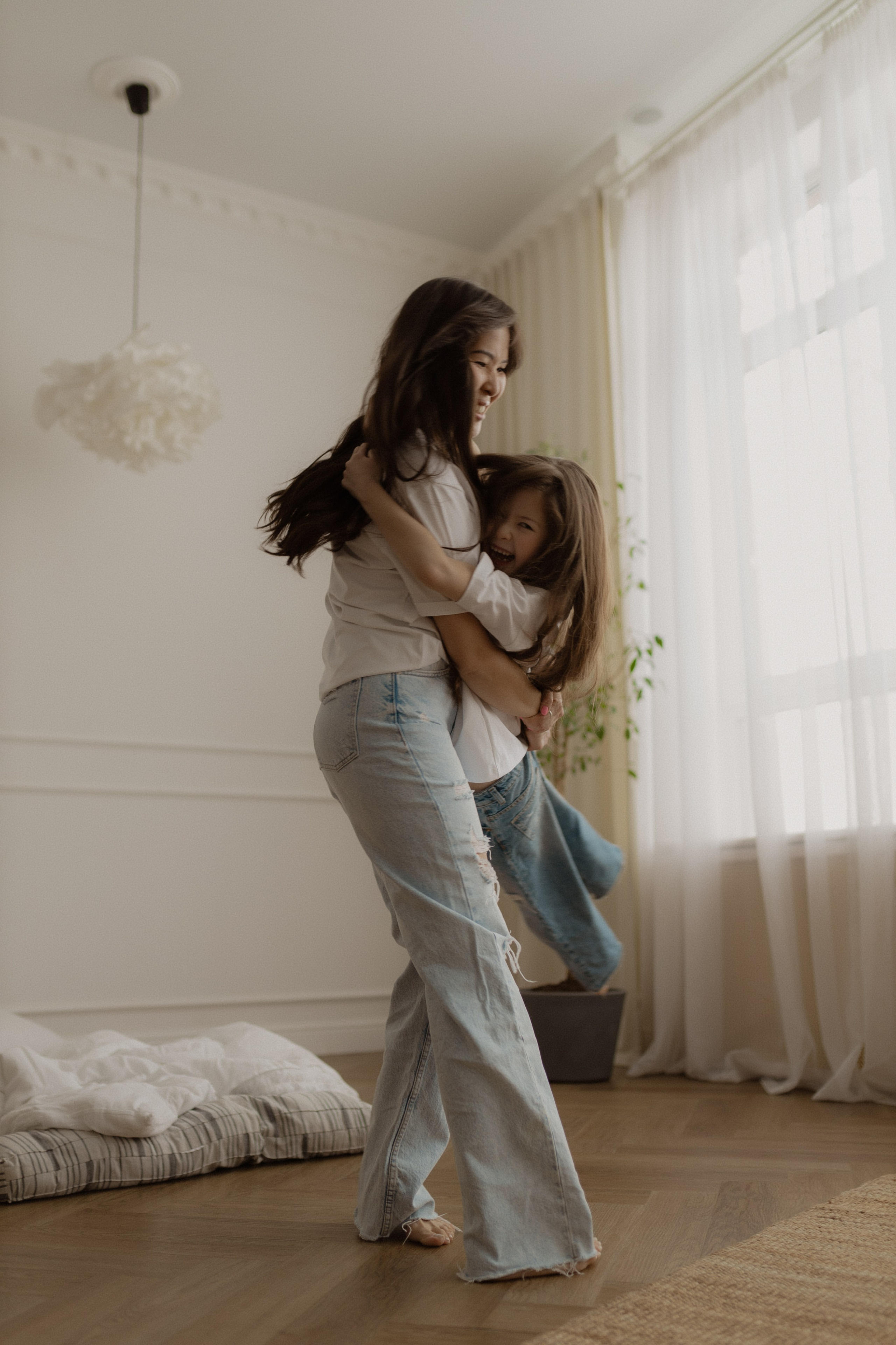 Лилия и Алиса. DARYA.BELKINA