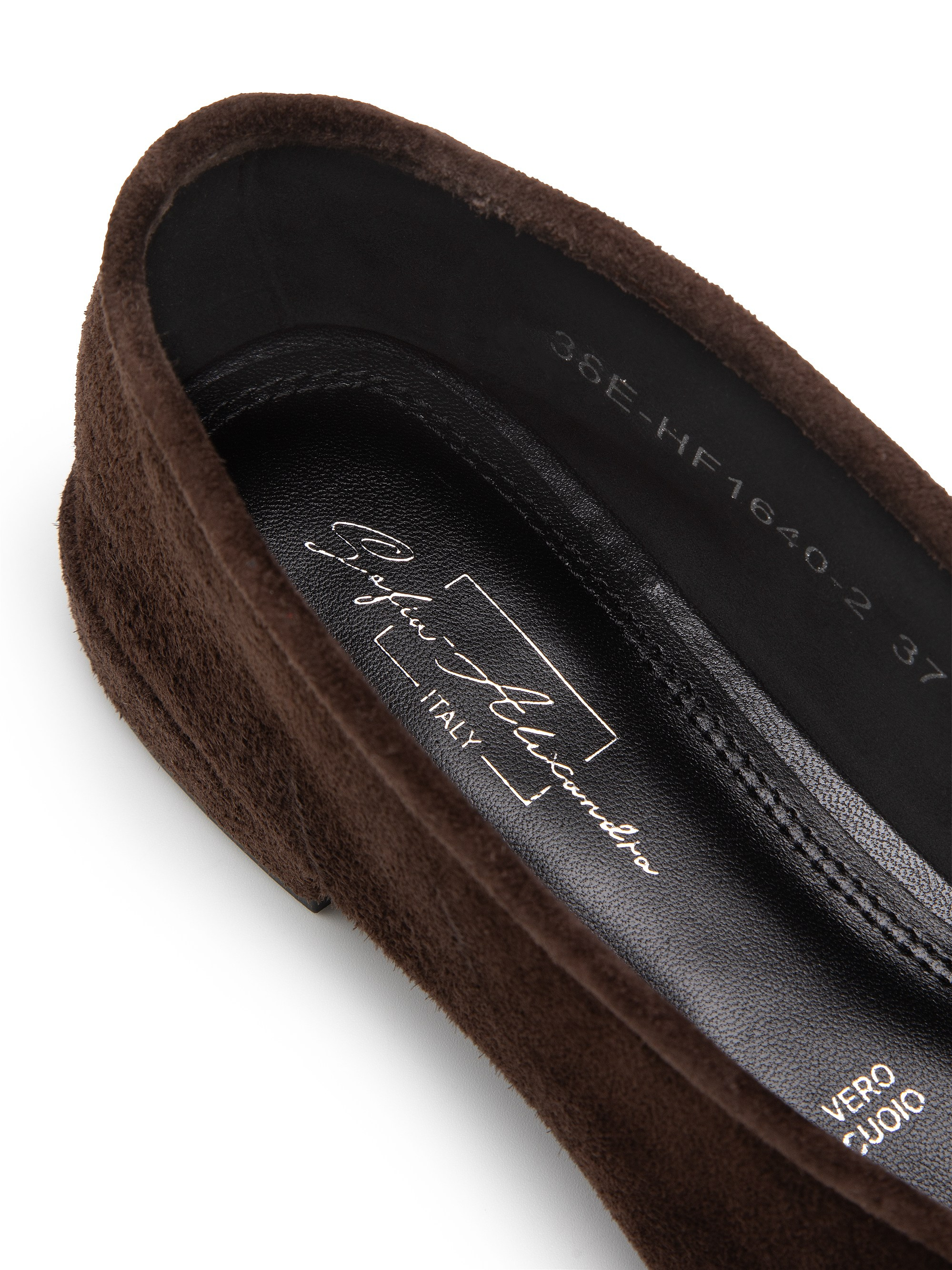 Каталожная фотография обуви. Фотограф в Москве Егор Гончаров