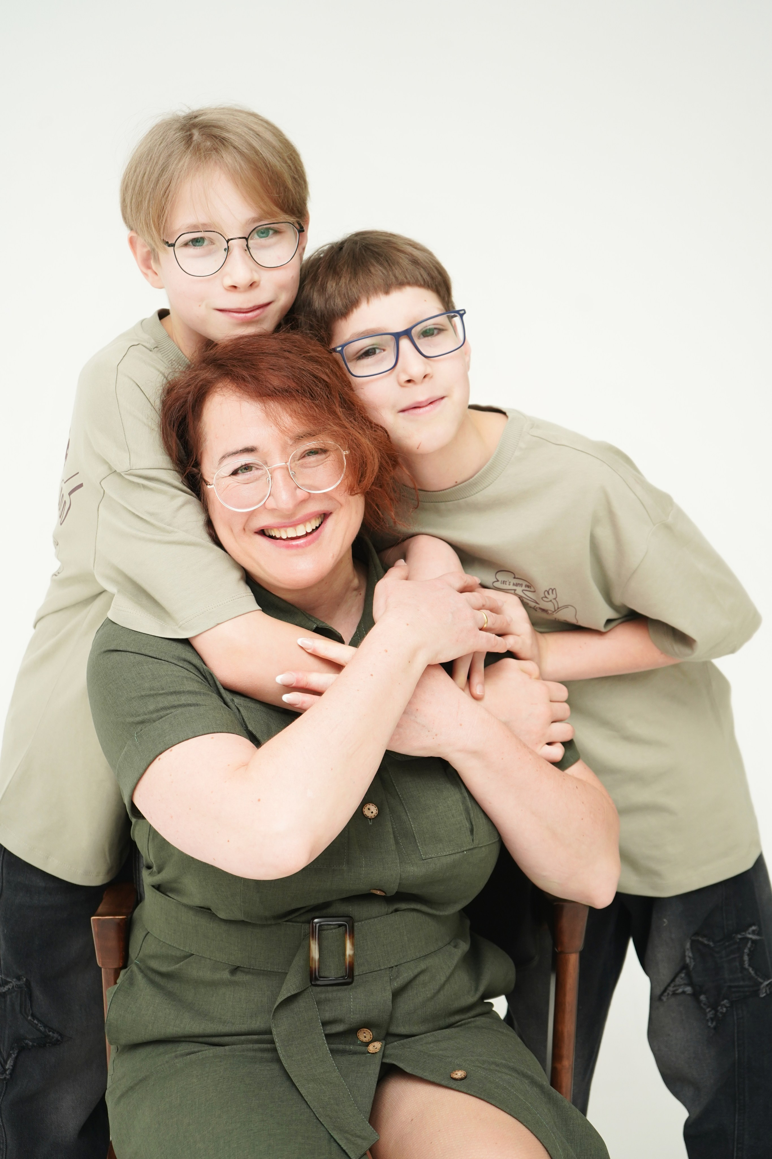 Семейные съёмки в студии. Семейный фотограф в екатеринбурге