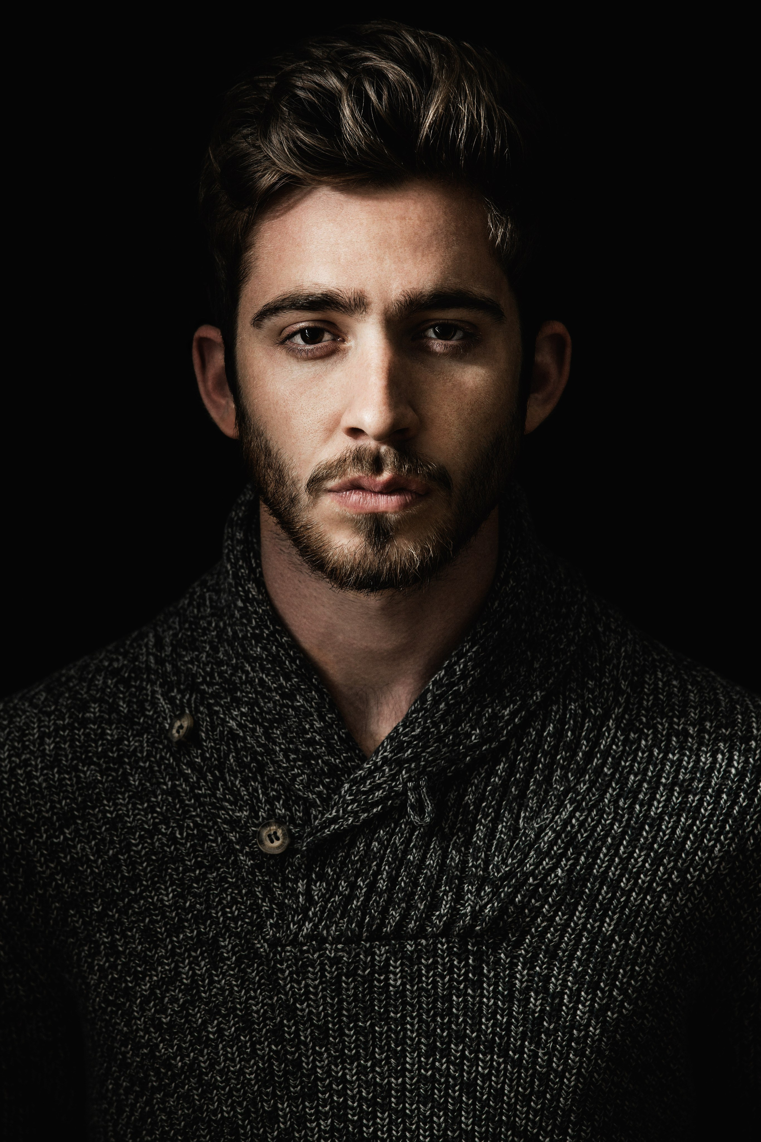 Ретушь. Ретушер и нейрокреатор Александр Муртазин. Москва