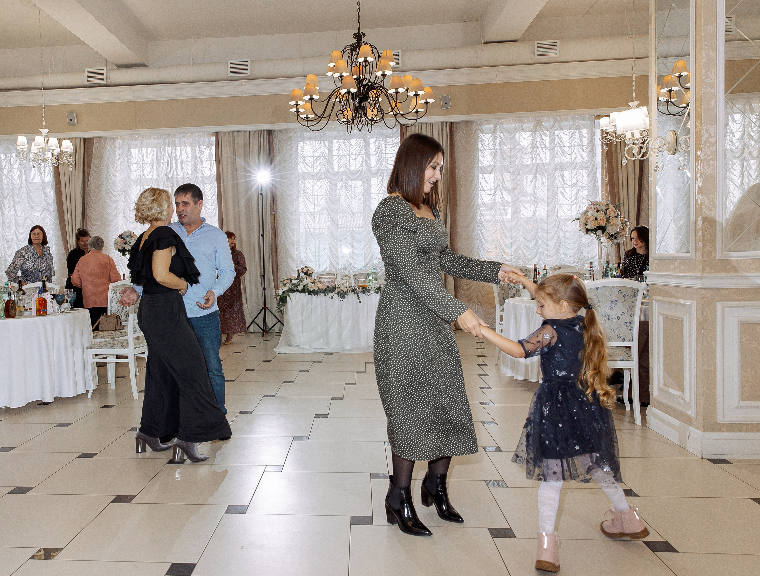 Владислава и Никита. Свадебный и семейный фотограф в Челябинске Юлия Ишимова