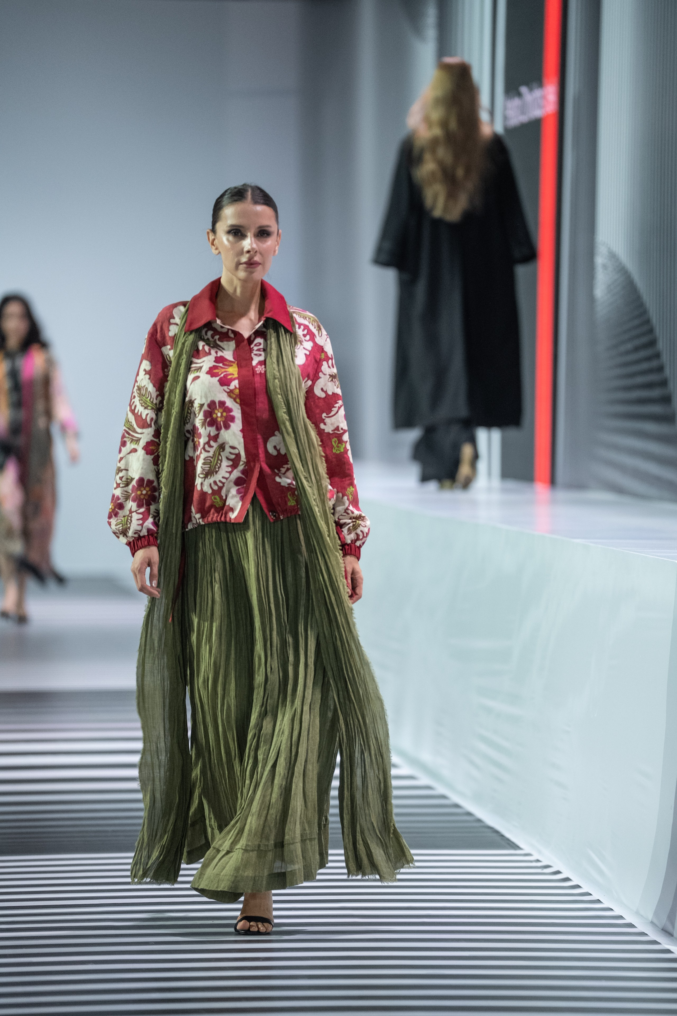 Brad YEARLAN ZHOLDASBEK. Сайт Алматинского НЮ АРТ, будуар и фэшн фотографа Дениса Карпенко