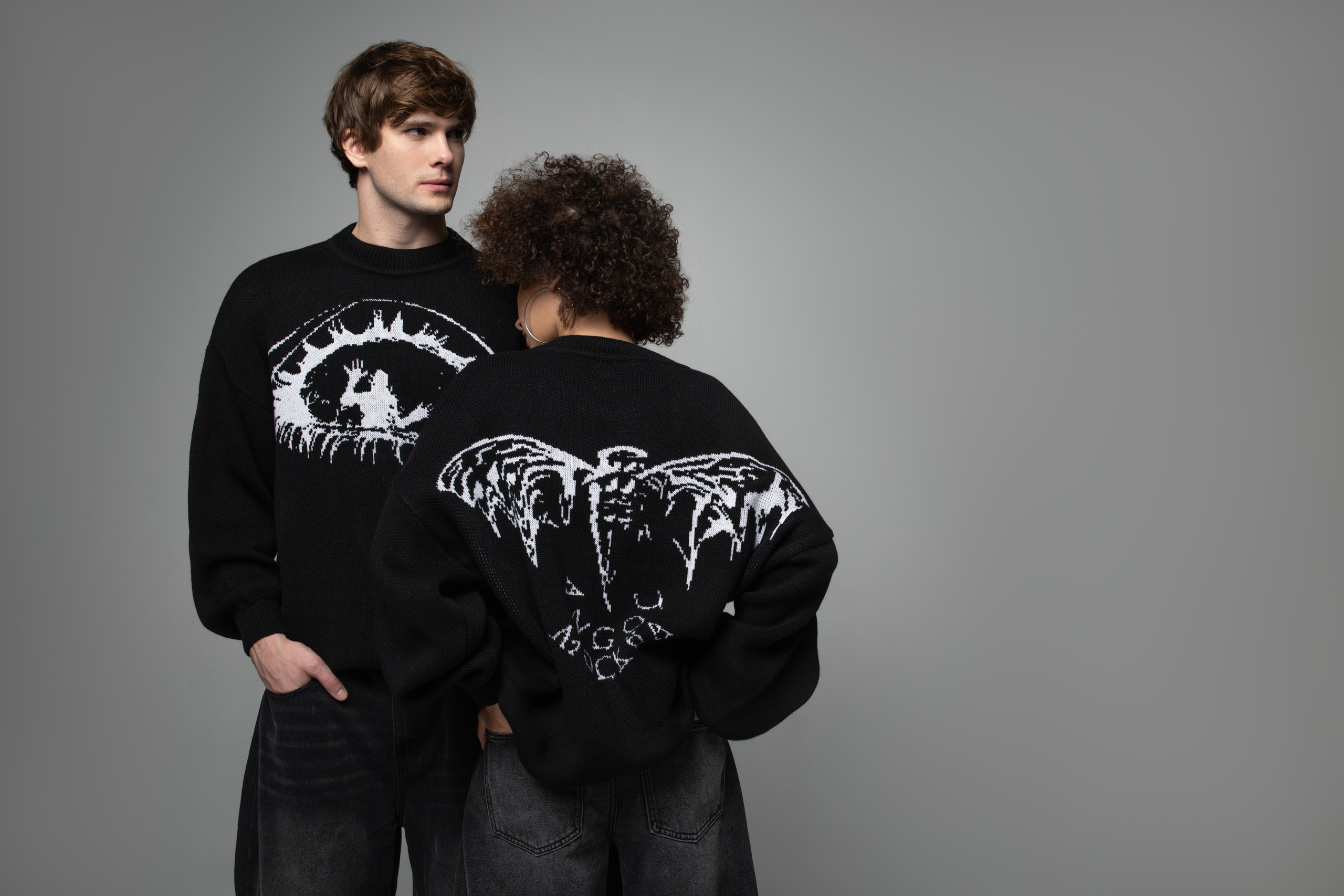 КАТАЛОГ | серый фон. RUNA production — стильные съемки для брендов