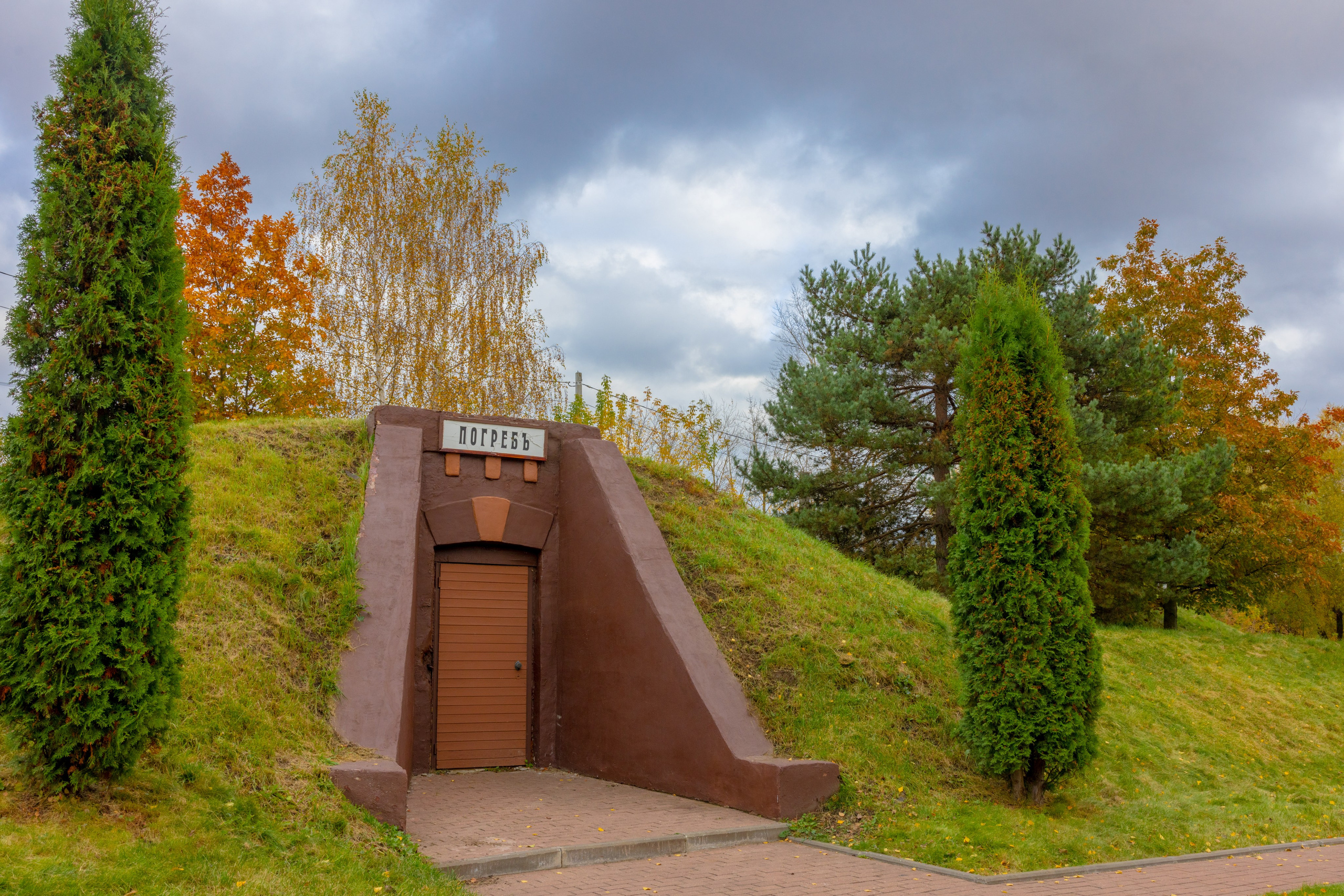 Козлова Засека (ЖД станция — Музей) золотая осень. Фотограф в Туле Крупский АнДРей. Фотостудия «КАДР71» в Туле