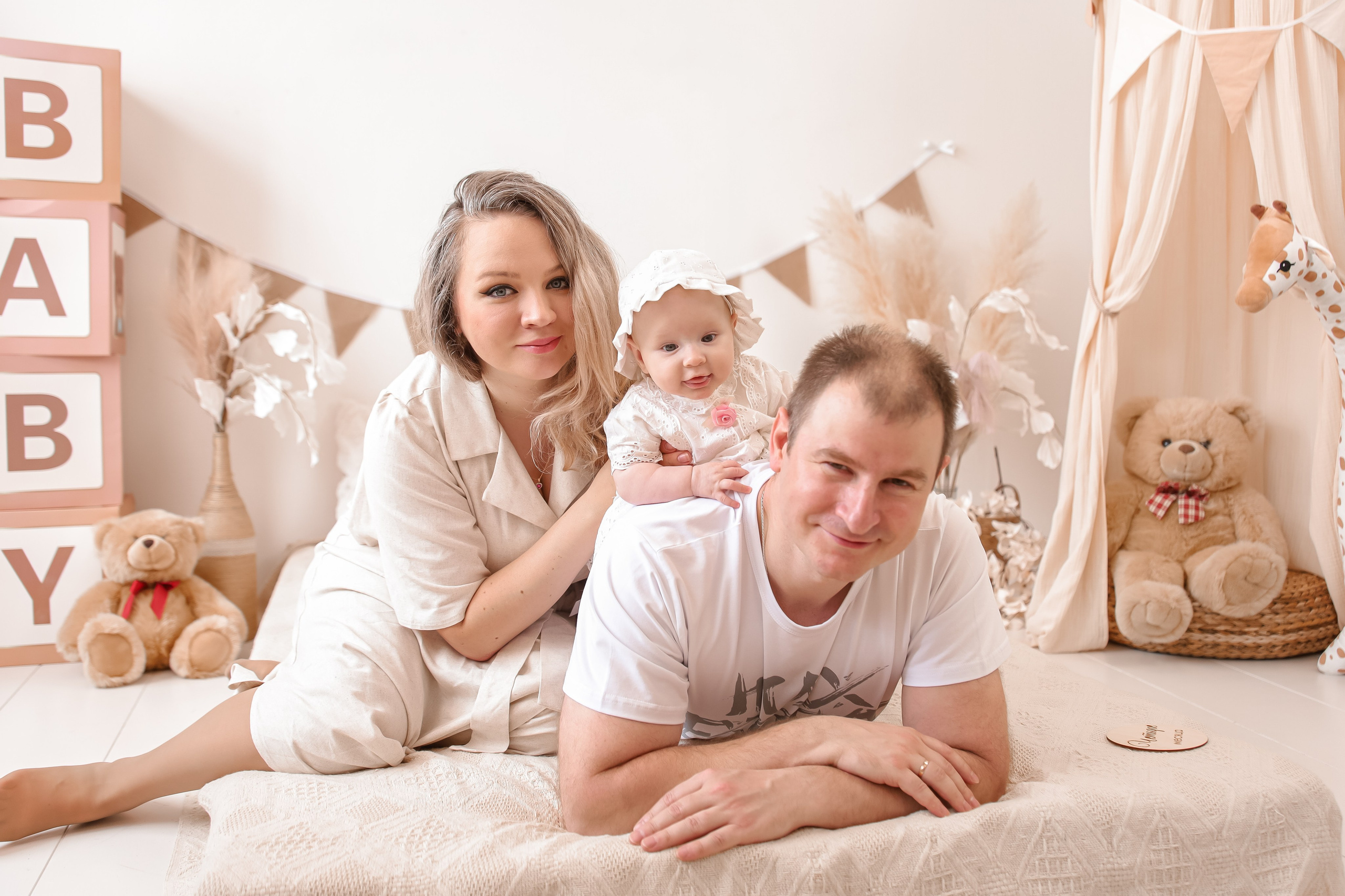 Лидочке 4 месяца. Детский и Семейный фотограф в Санкт-Петербурге. Детская Фотостудия «FAMILY STORY»