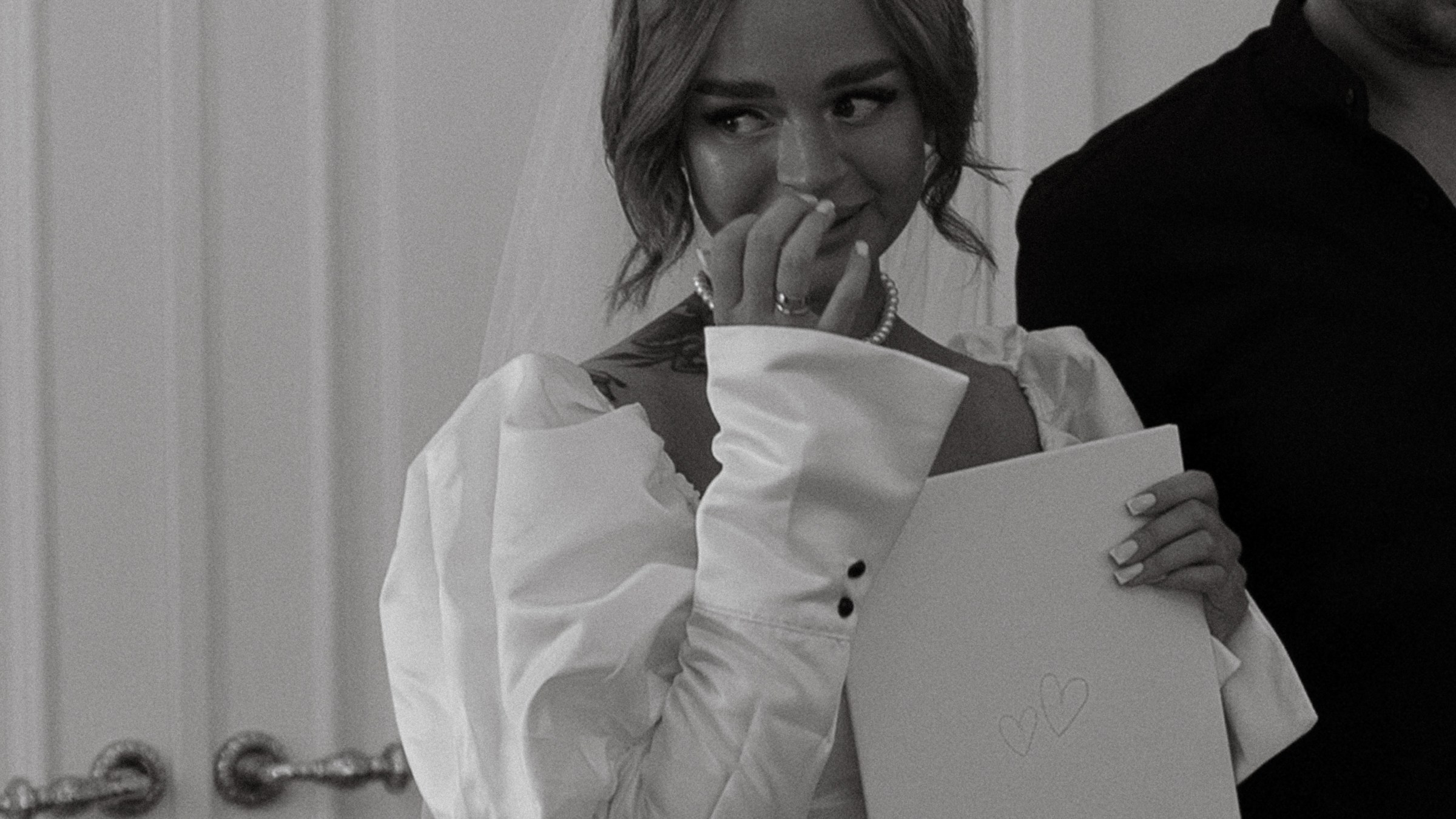 А в ЗАГС, что, паспорт надо брать?. Фотограф Daria Wilner