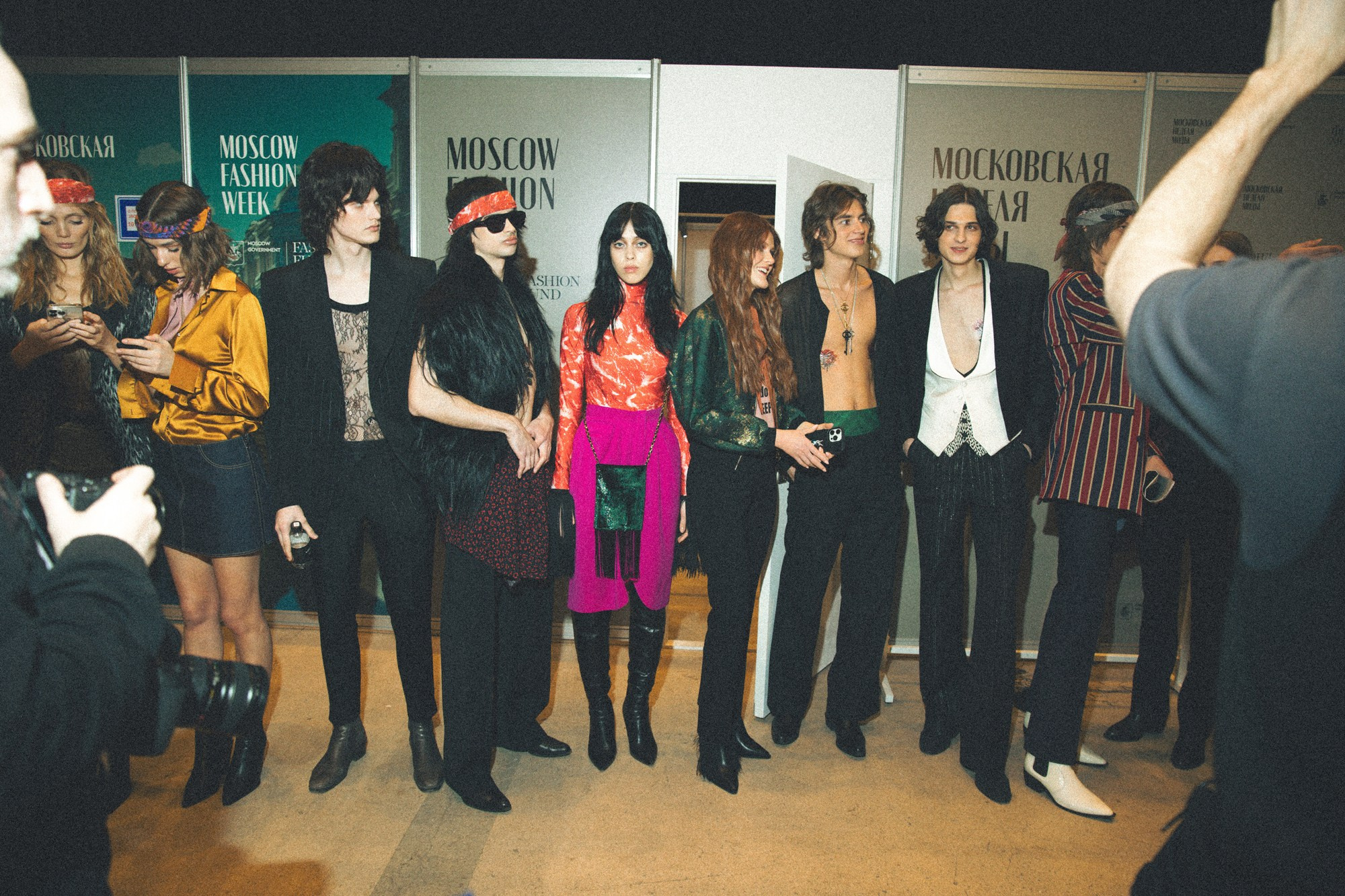 Где мода снимает маски. Backstage недели моды в Москве. Татьяна Фомичева. Репортажный и светский фотограф в Москве