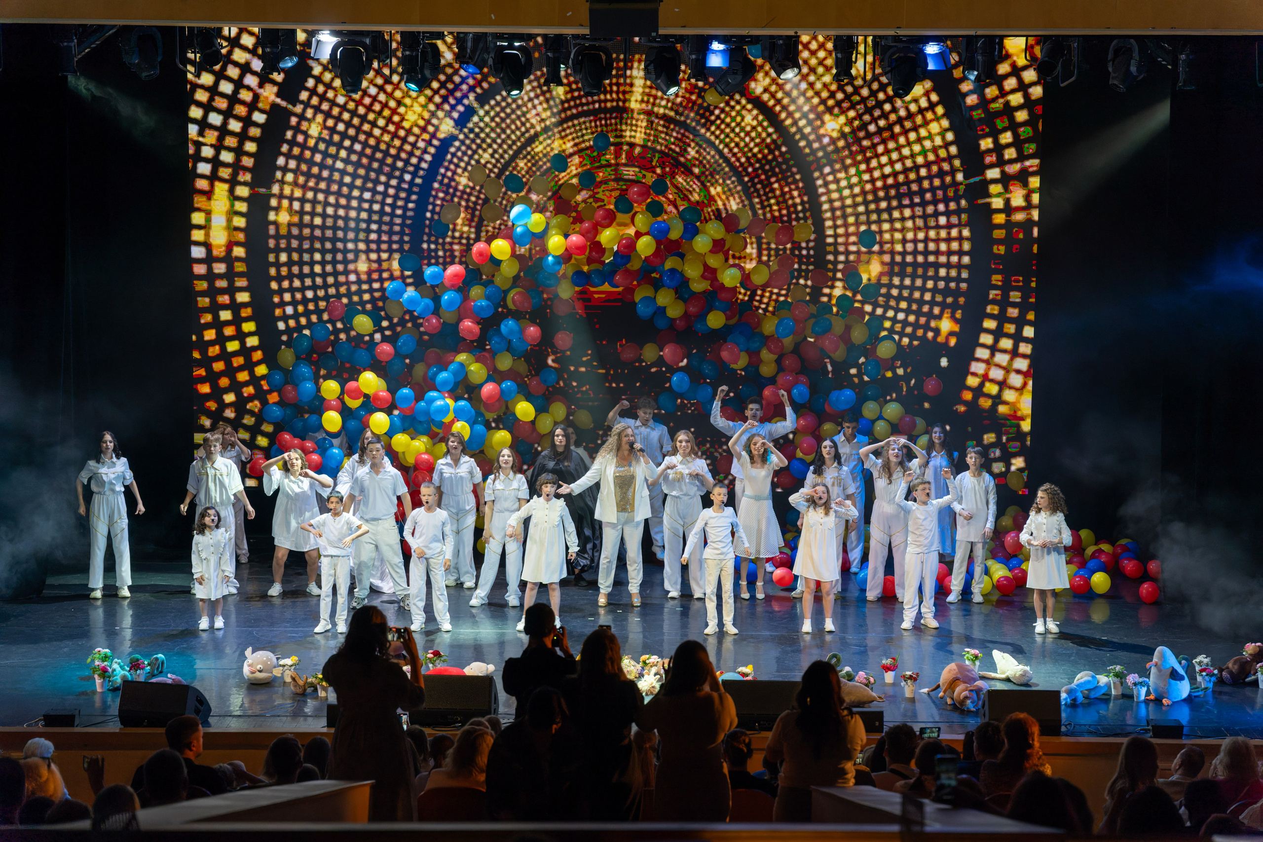 Съёмка благотворительного спектакля «Новая история деревянного мальчика». «Студия DRONAVT`s» — видеосъёмка и фотография г. Москва