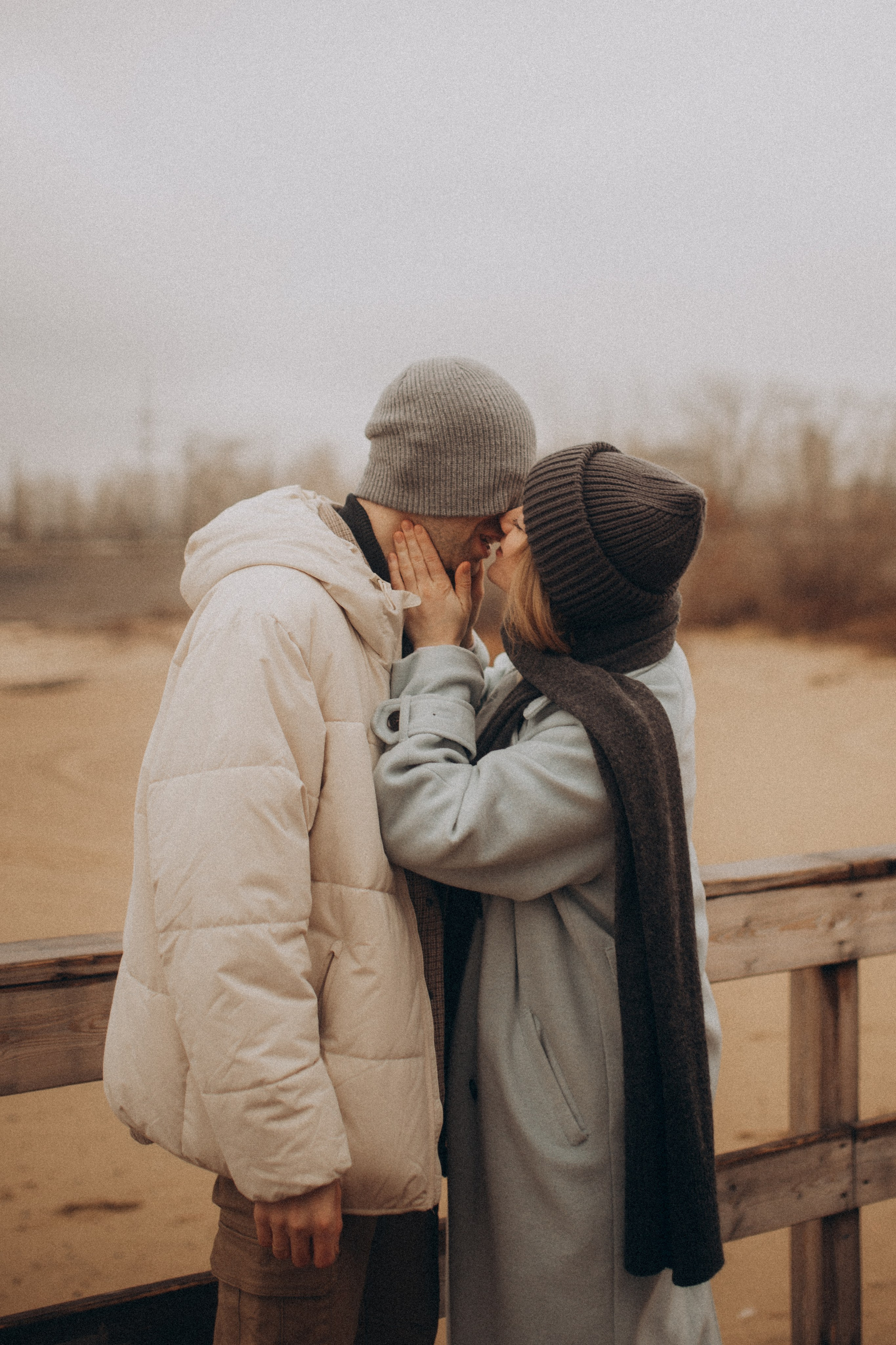 Осенний пляж. Свадебный фотограф Казань
