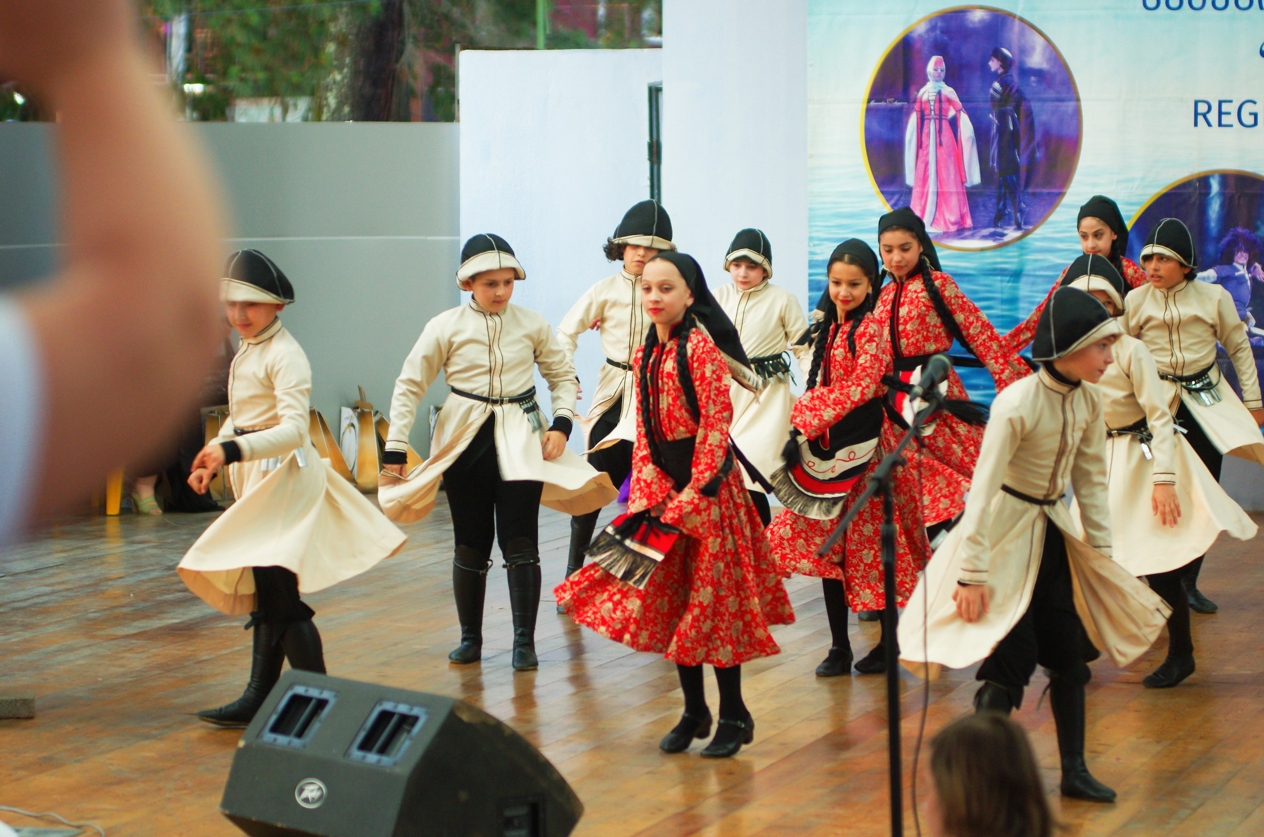 Кабулети Танцы. Портретный фотограф Денис Милютин