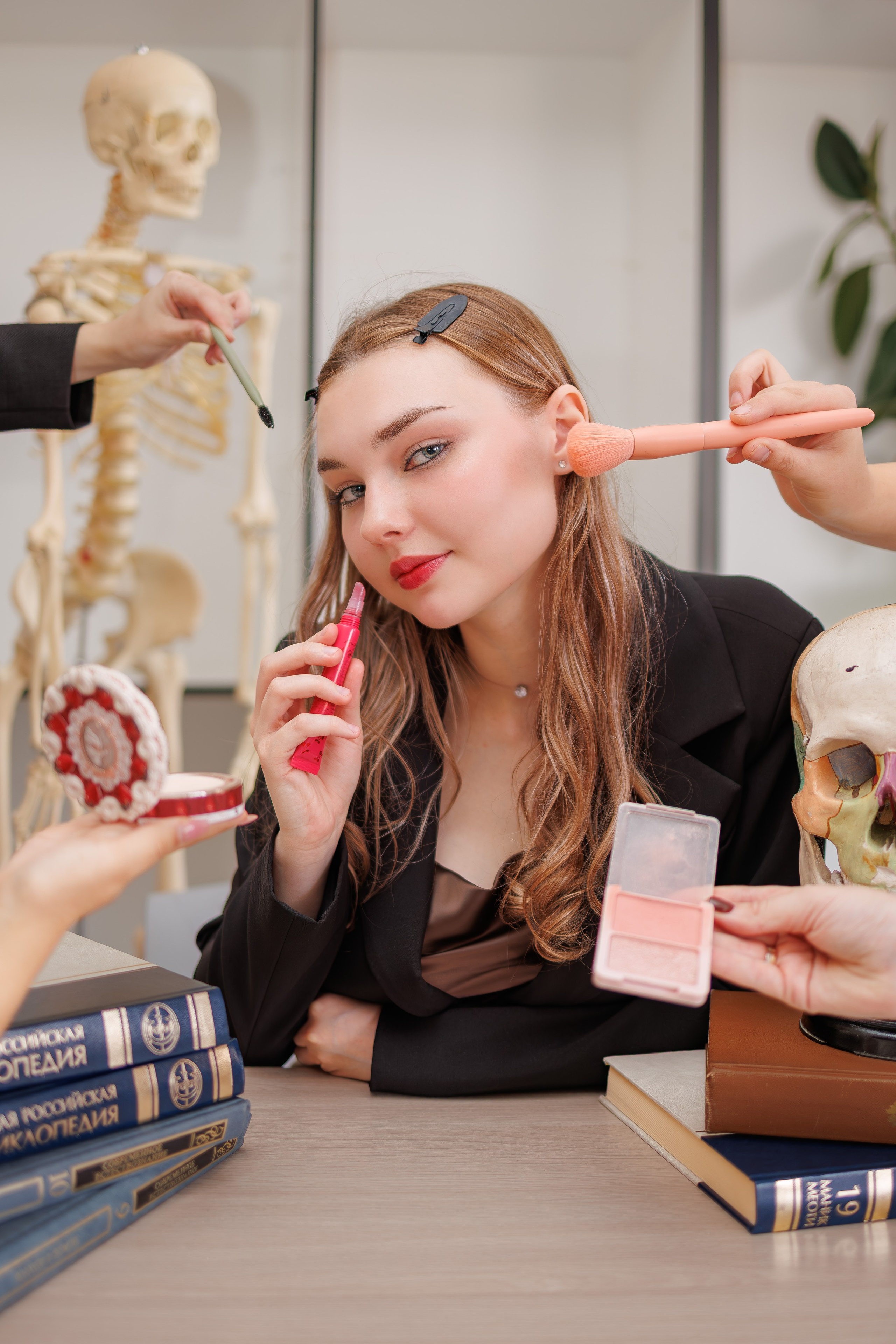 Позы для школьной фотосессии. Фотограф Медногорск Кувандык Оксана Шерехода свадебные, семейные, индивидуальные, школьные фотосессии. Печать фотоальбомов