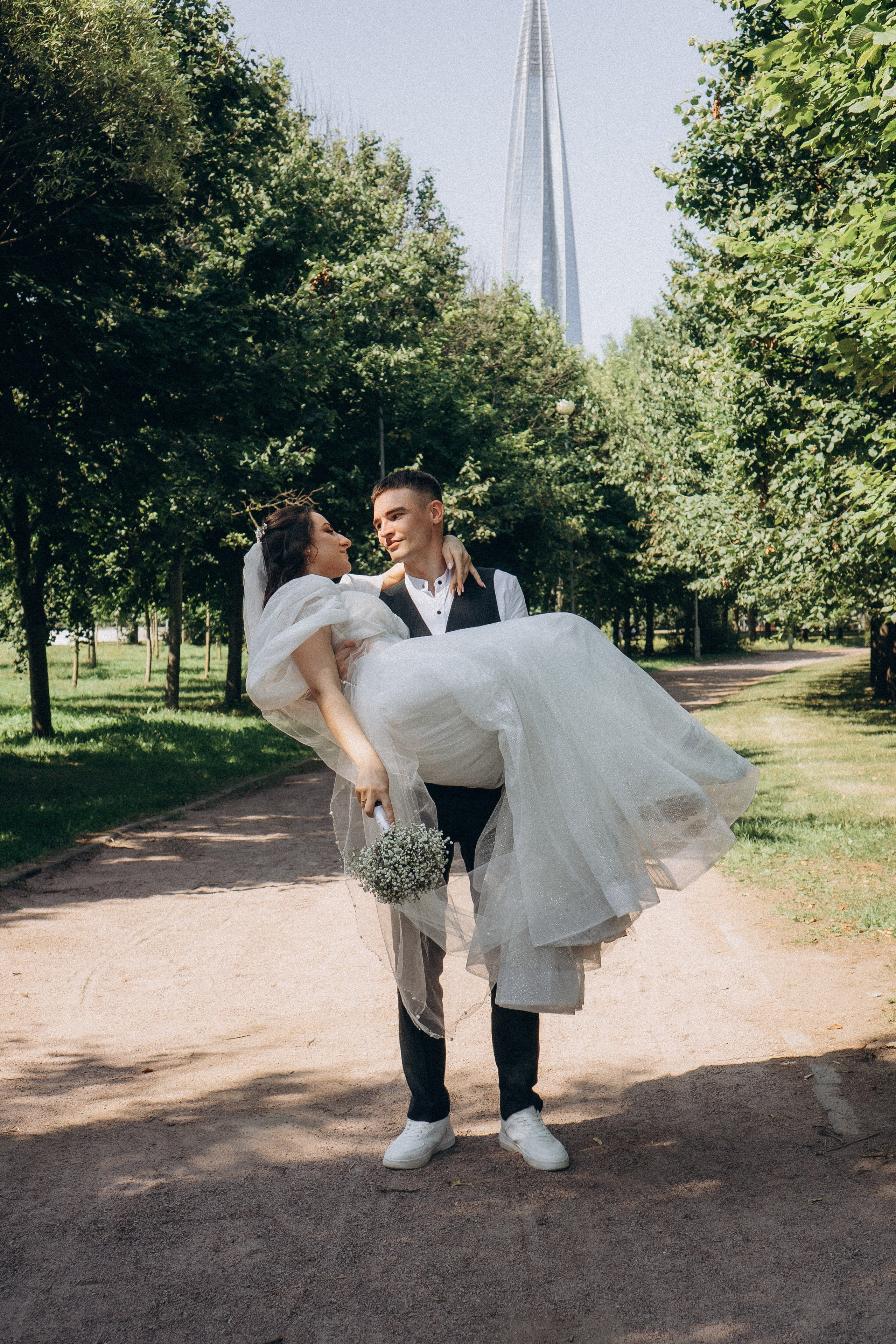 СВАДЕБНАЯ СЬЕМК В ПАРКЕ 300-ЛЕТИЯ. Профессиональный фотограф, Санкт-Петербург — Виктория Богомолова