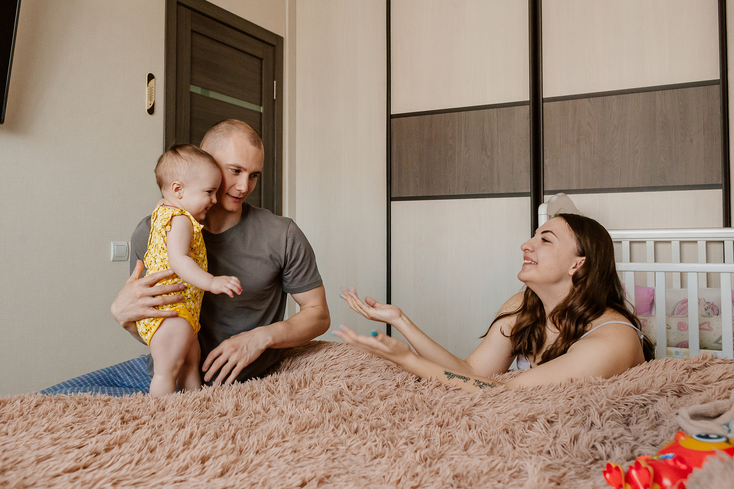 Рита с мамой и папой. Фотограф Бурятии София Андриянова