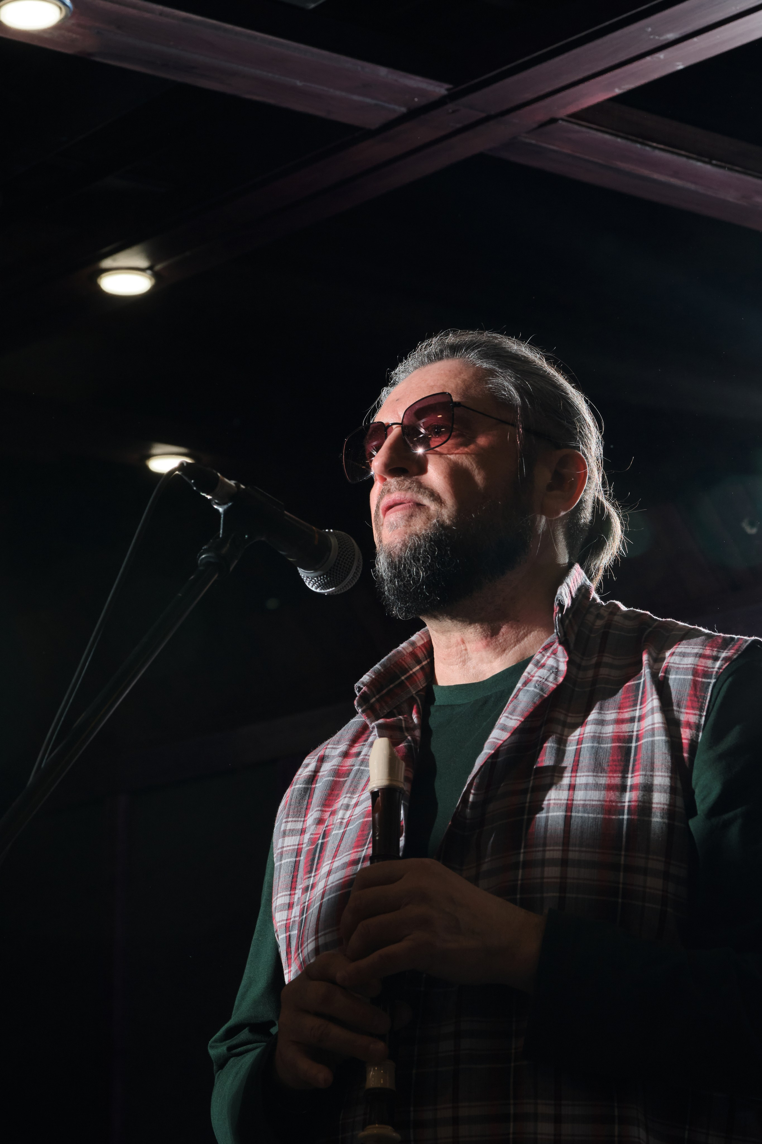 Фотограф для съемки музыкальной группы, услуги фотографа для музыкантов, певцов, эстрадной и концерной деятельности. Ваш фотограф для съемки концертов и мероприятий.