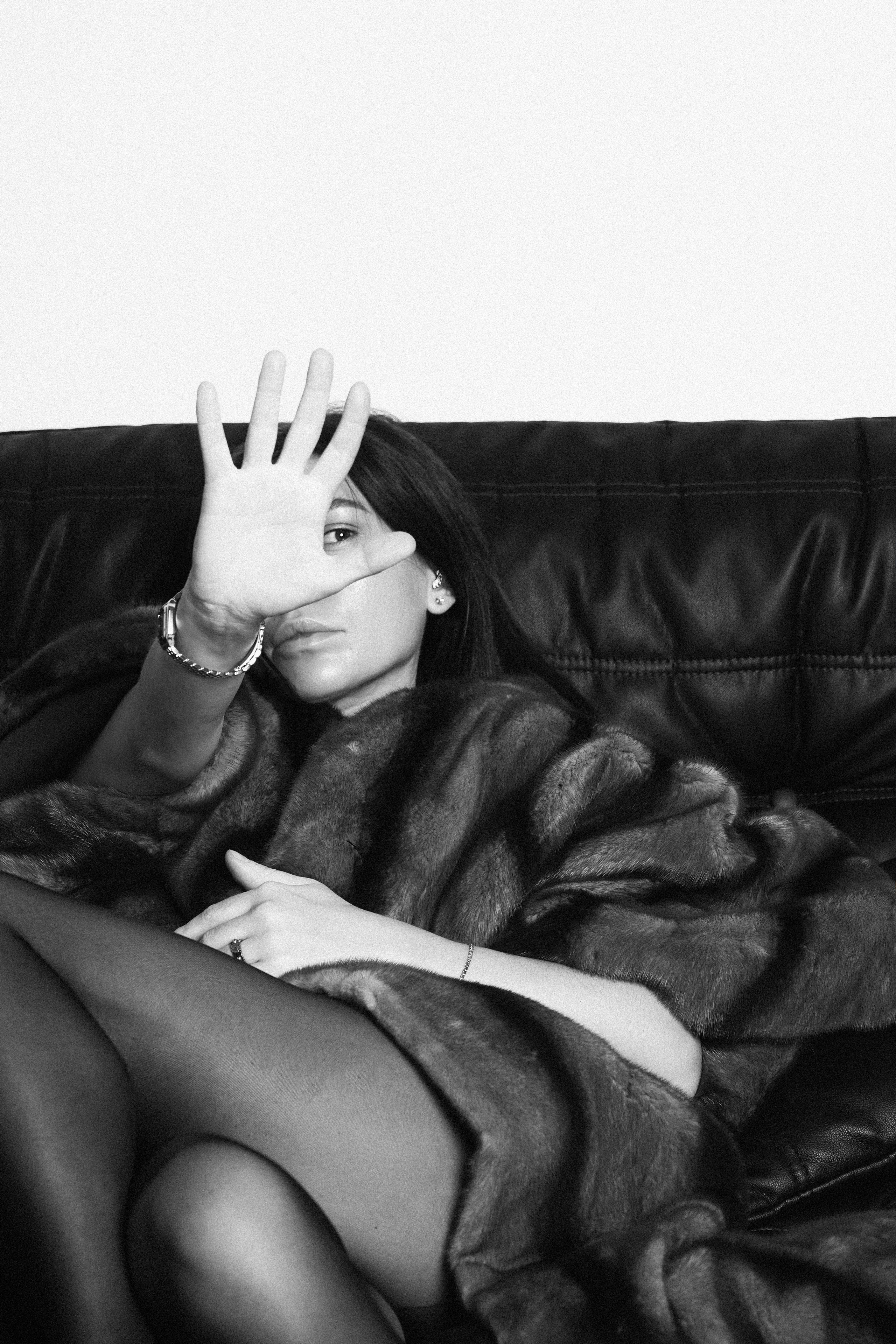 Фото на циклораме. Фотостудия СМЕНА. Анна, фотограф Москва, Зеленоград