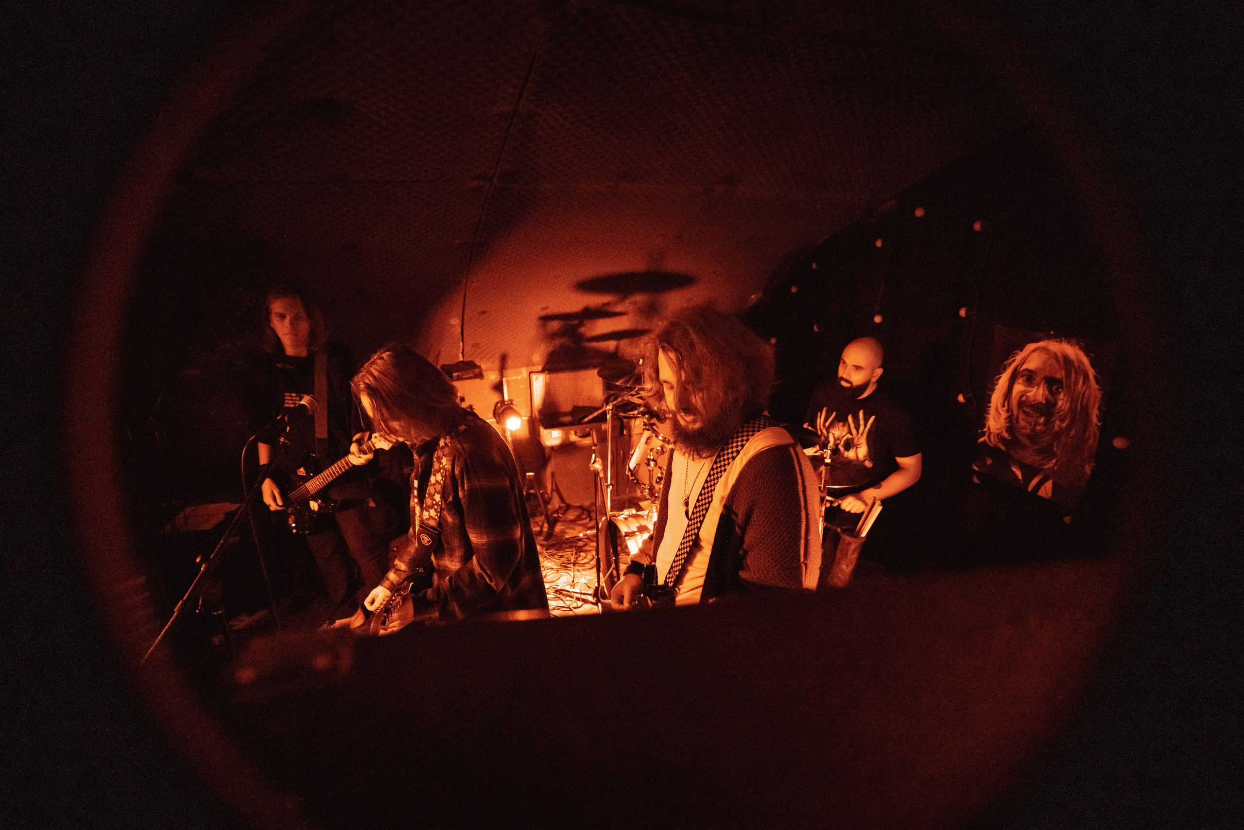 Wrong side. Бар «Дело не в тебе», Красноярск, 20.04.2025. Фотограф Регина Крикунова г. Красноярск