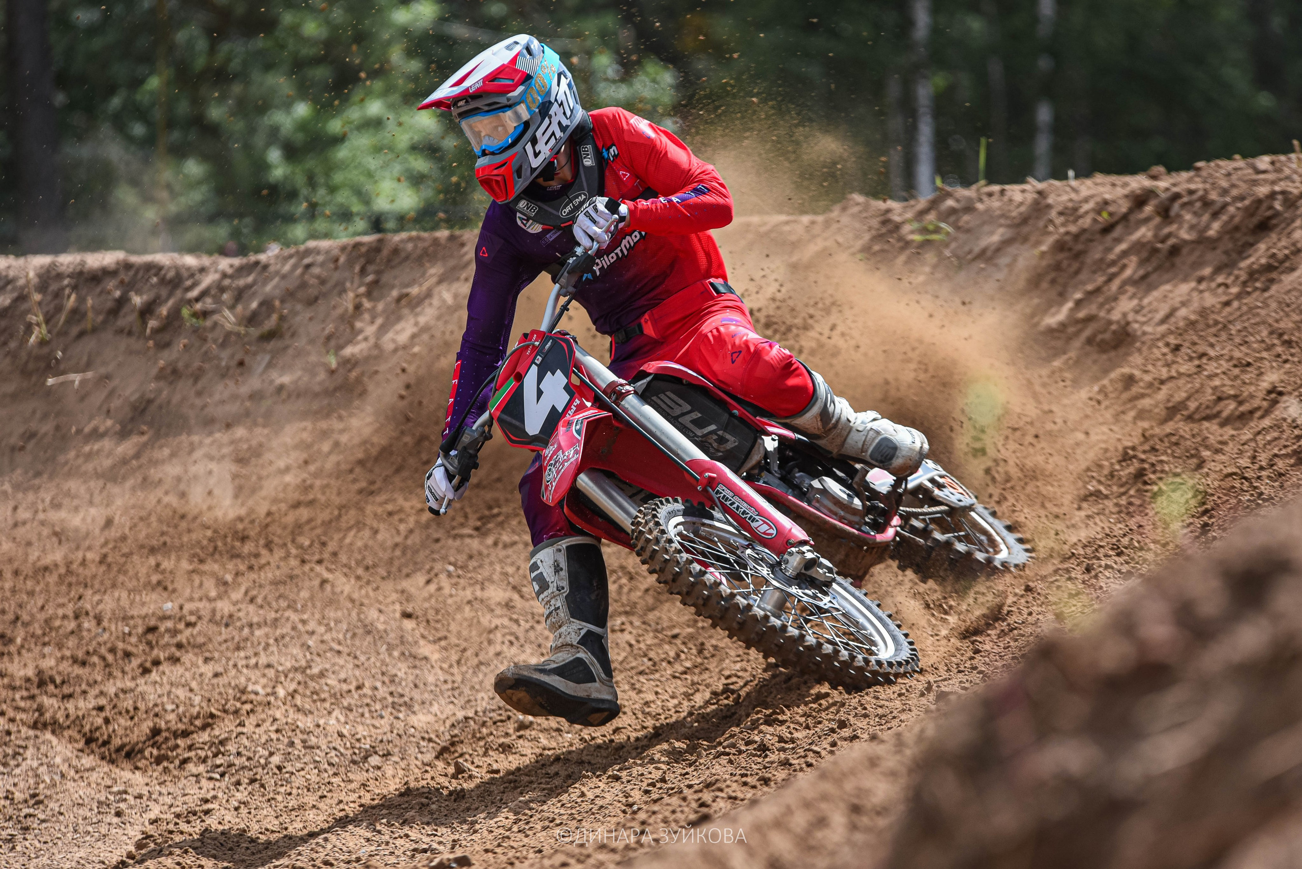 4 этап Winline чемпионата России по суперкроссу. Мотофотограф в Нижнем Новгороде Динара Зуйкова