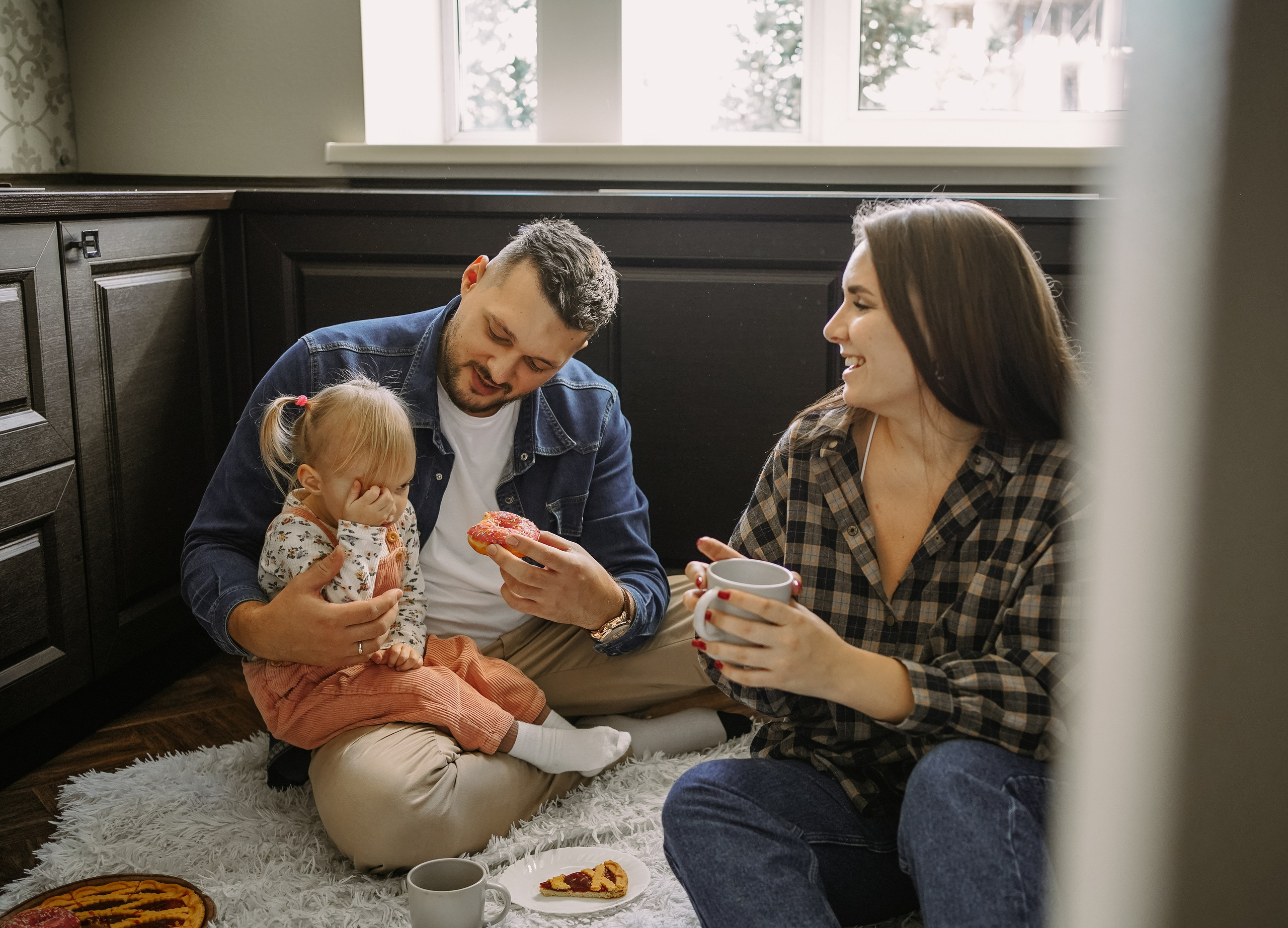 Карина, Андрей, Эмили. Главная