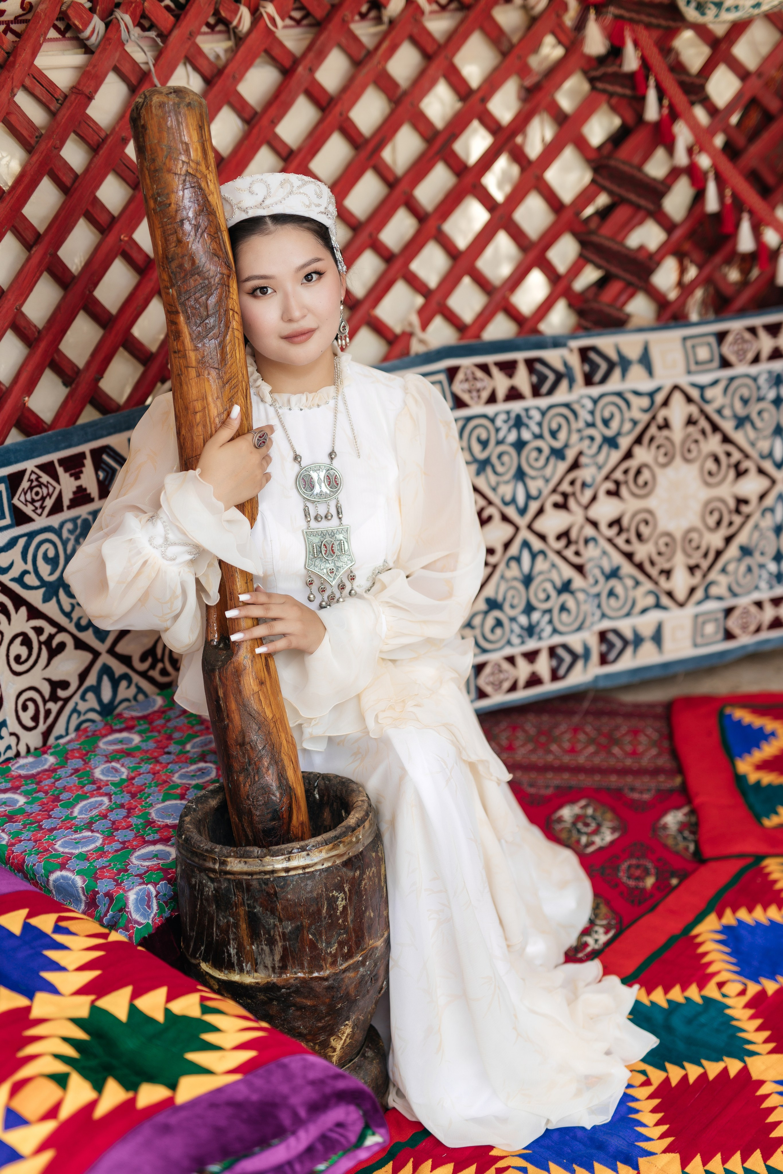 Aynur — syrğa salu. Wedding and Love story Photographer