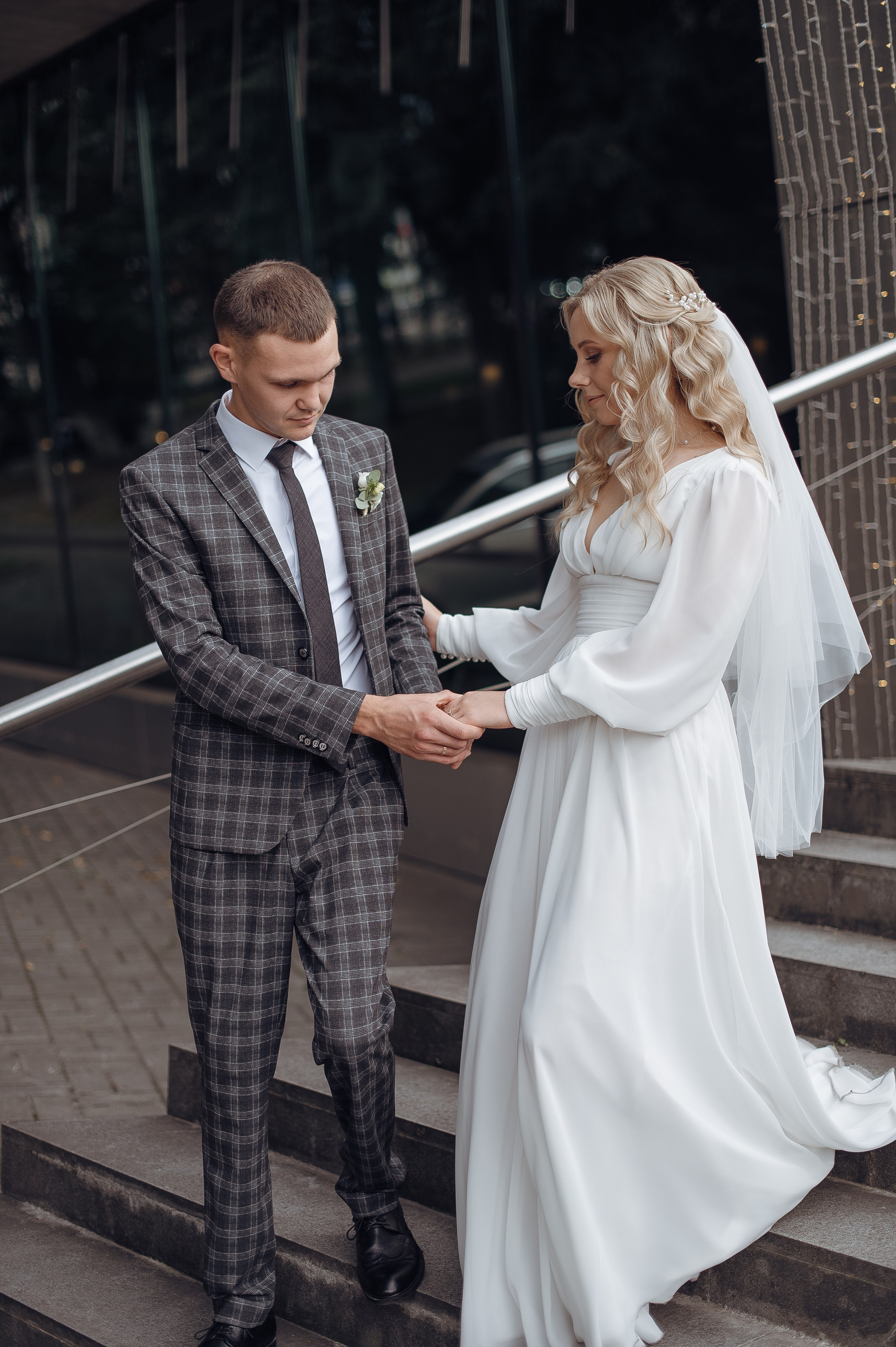 Тёплым осенним днём Николай и Наталья. Свадебный фотограф в Ярославле Денис Медоваров