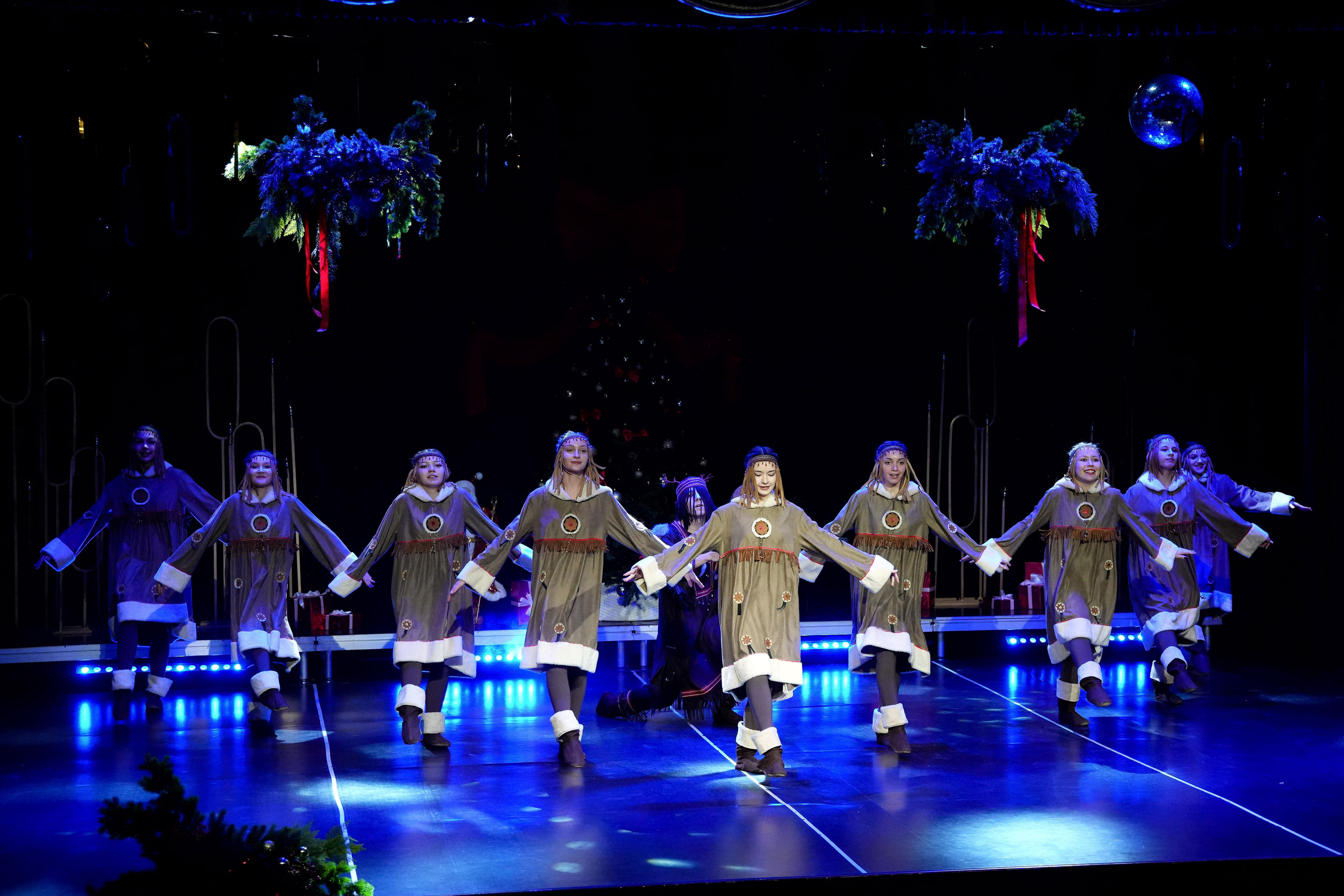 Новогодний концерт в Театре Ростова Великого. Репортажный фотограф Сергей Сажин г. Ярославль