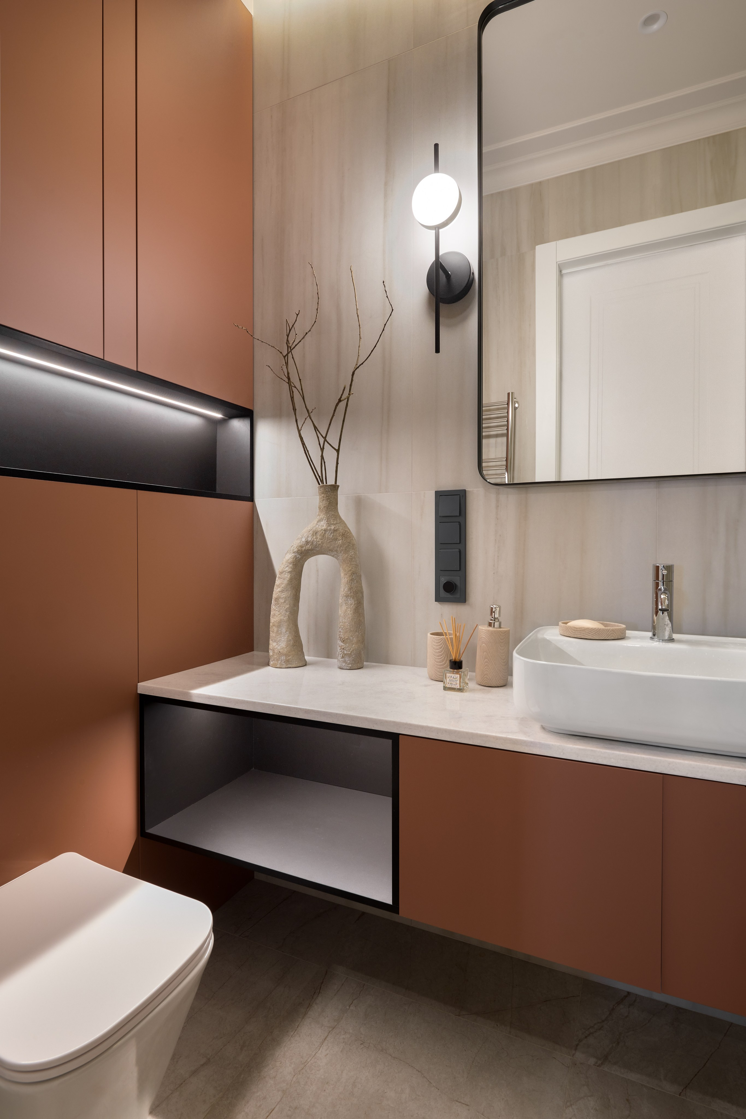 Лаконичный интерьер с акцентами. Фотограф Наталья Вершинина