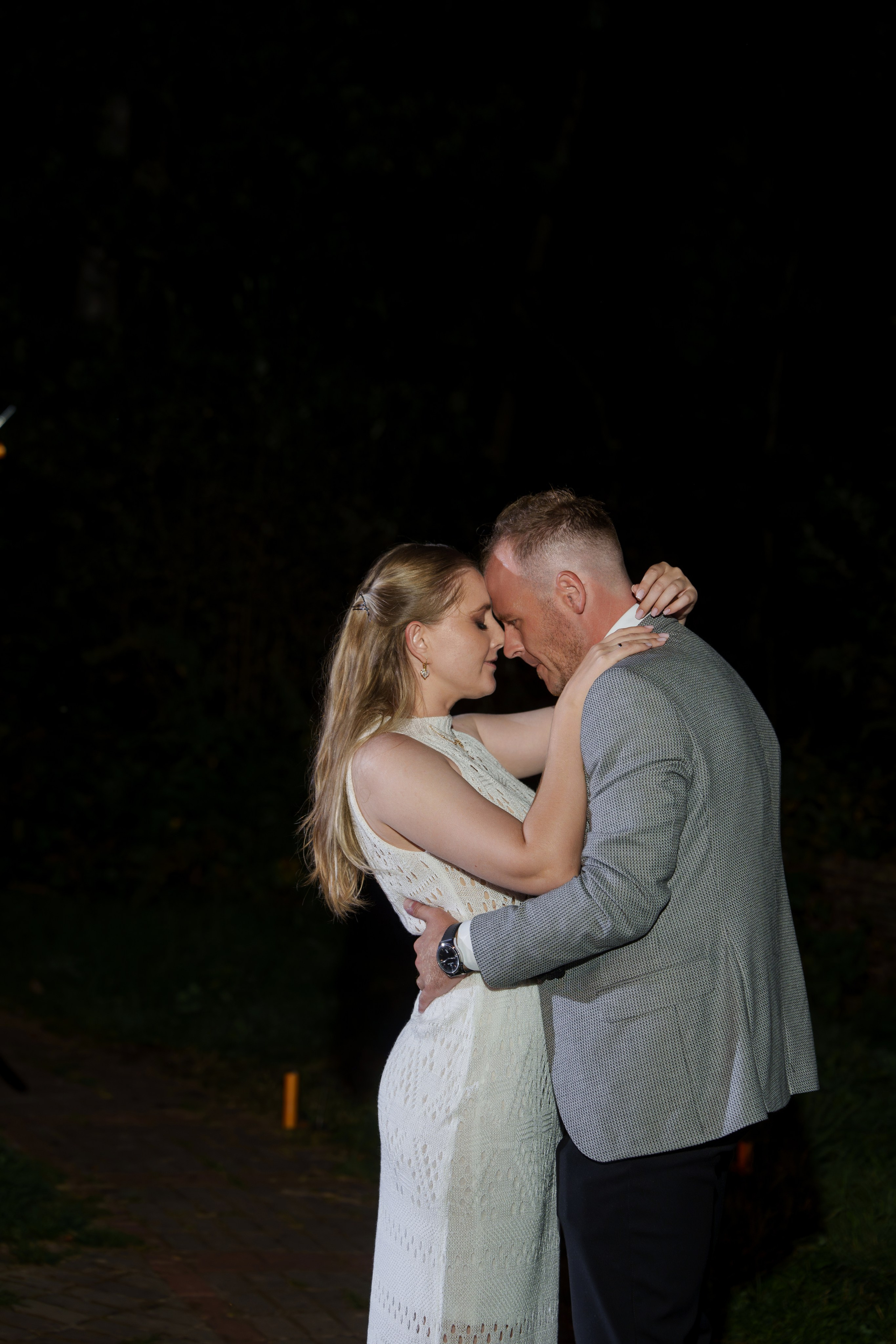 Свадьба — вечеринка Пожары любви Игорь и Юлия. Свадебный и репортажный фотограф Элина Козырьянова