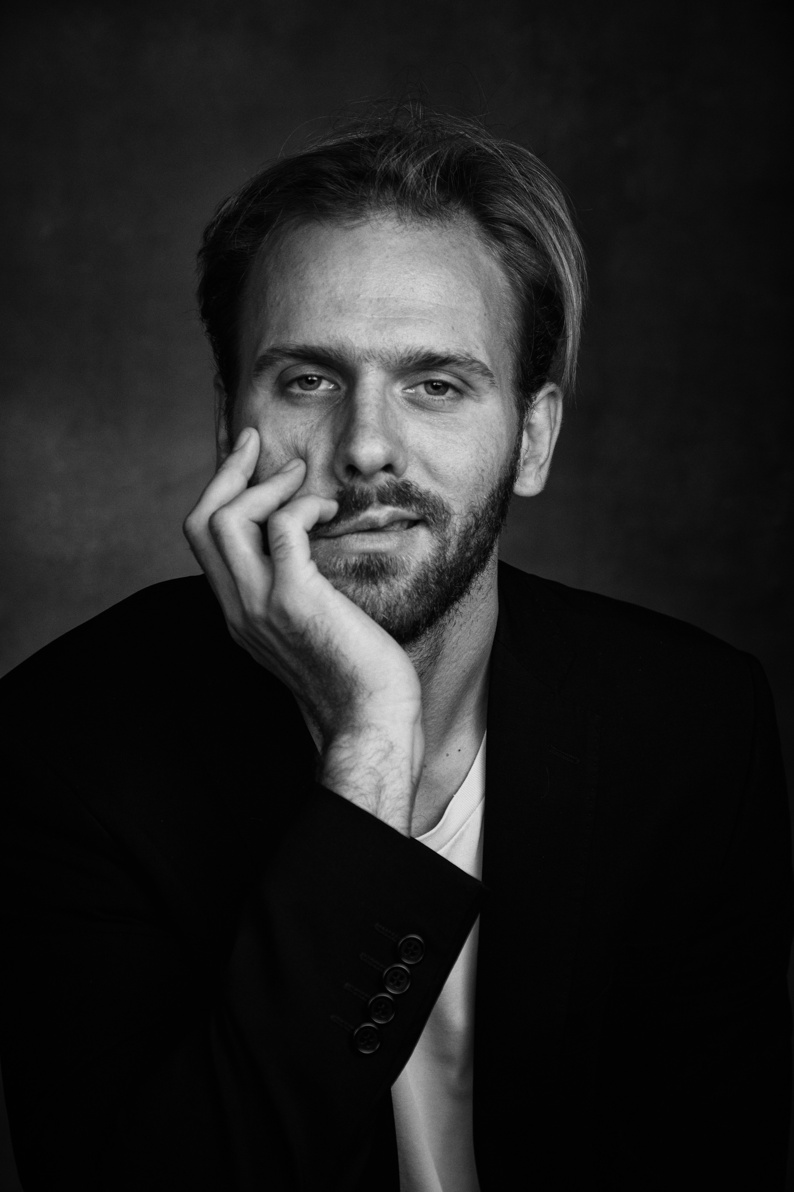 Студийная и постановочная съемка. Фотограф в Москве