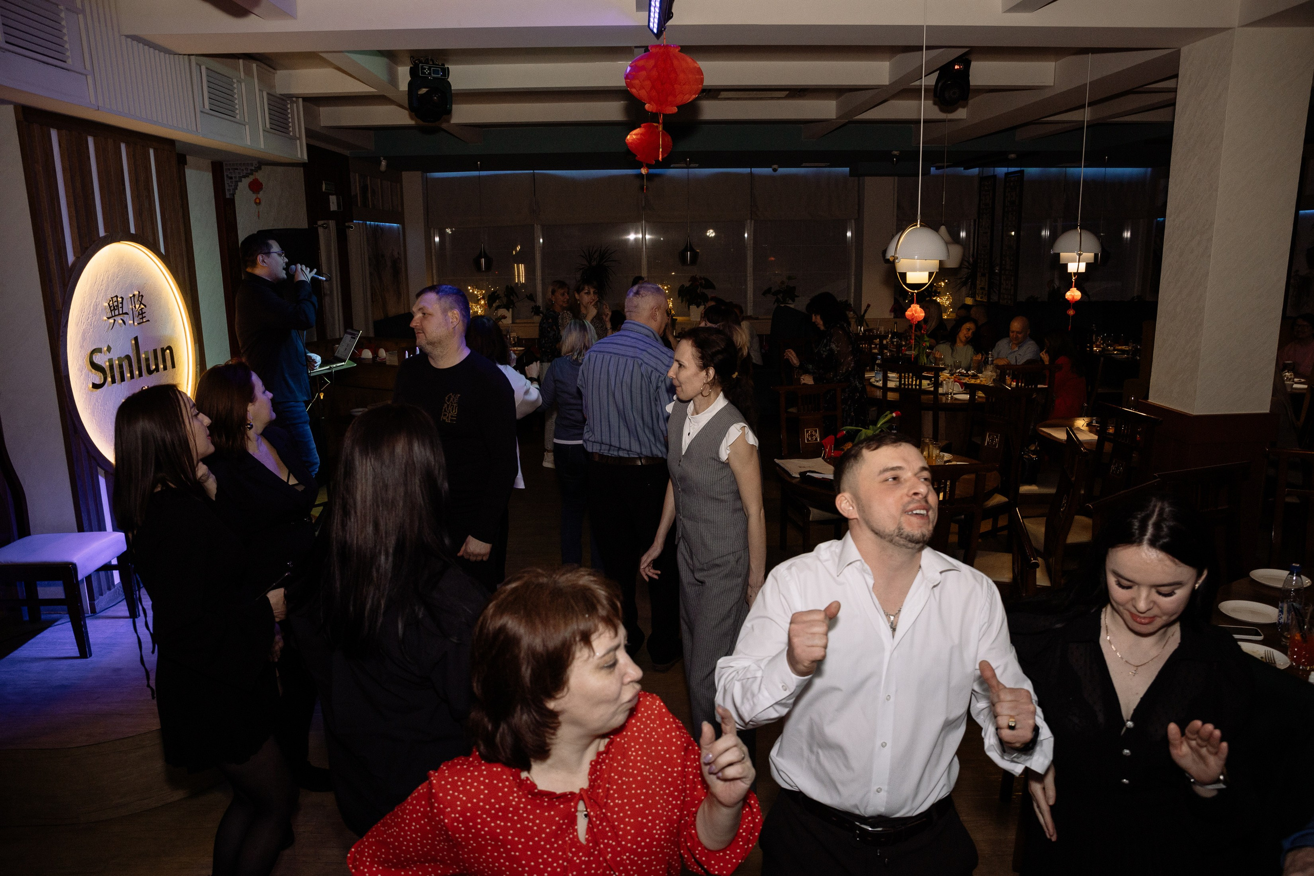 Вечеринка в кафе Sinlun. Фотограф Юлия Мальцева