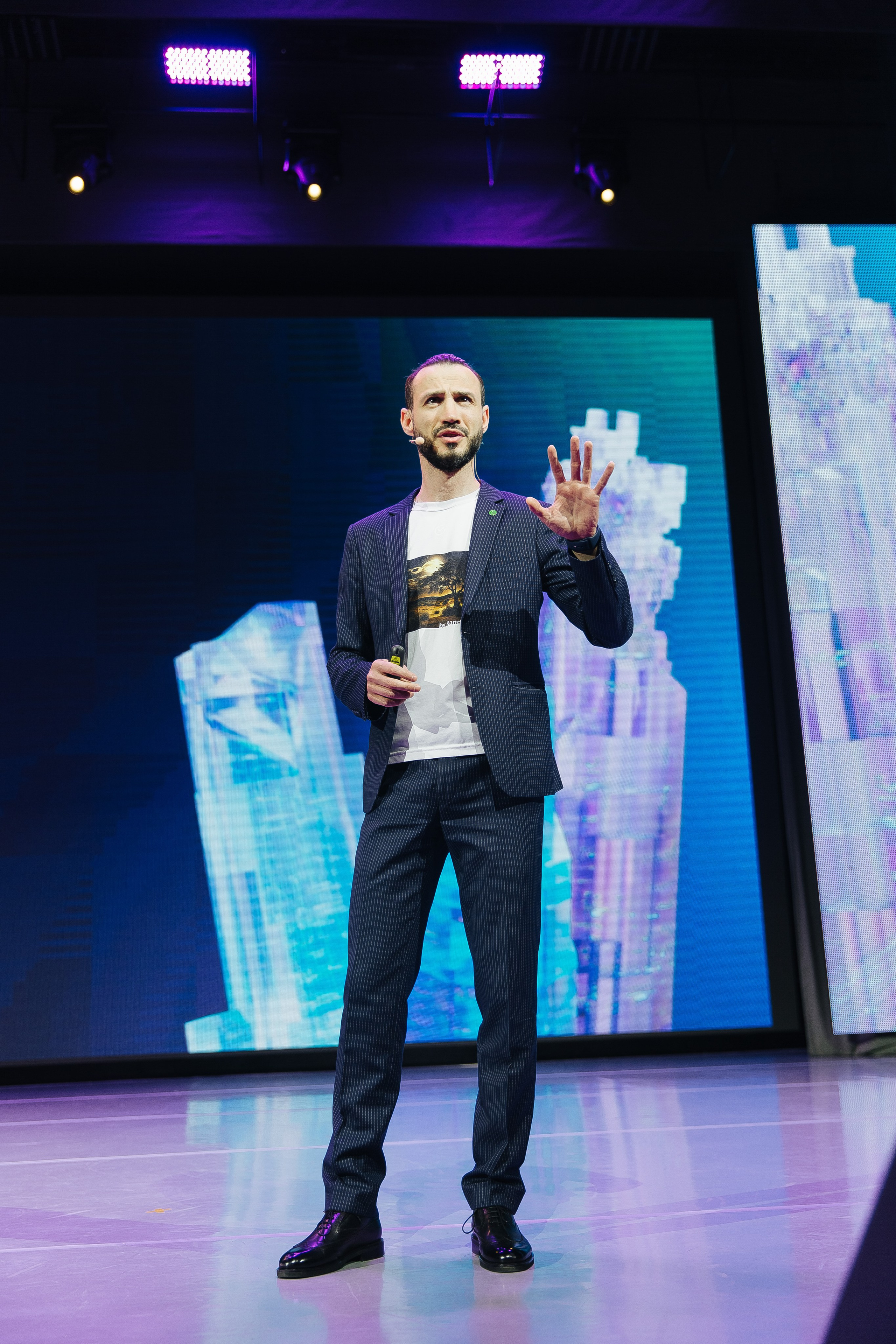 Сбер лекция по ИИ. Фотограф в Красноярске Любовь Малеева