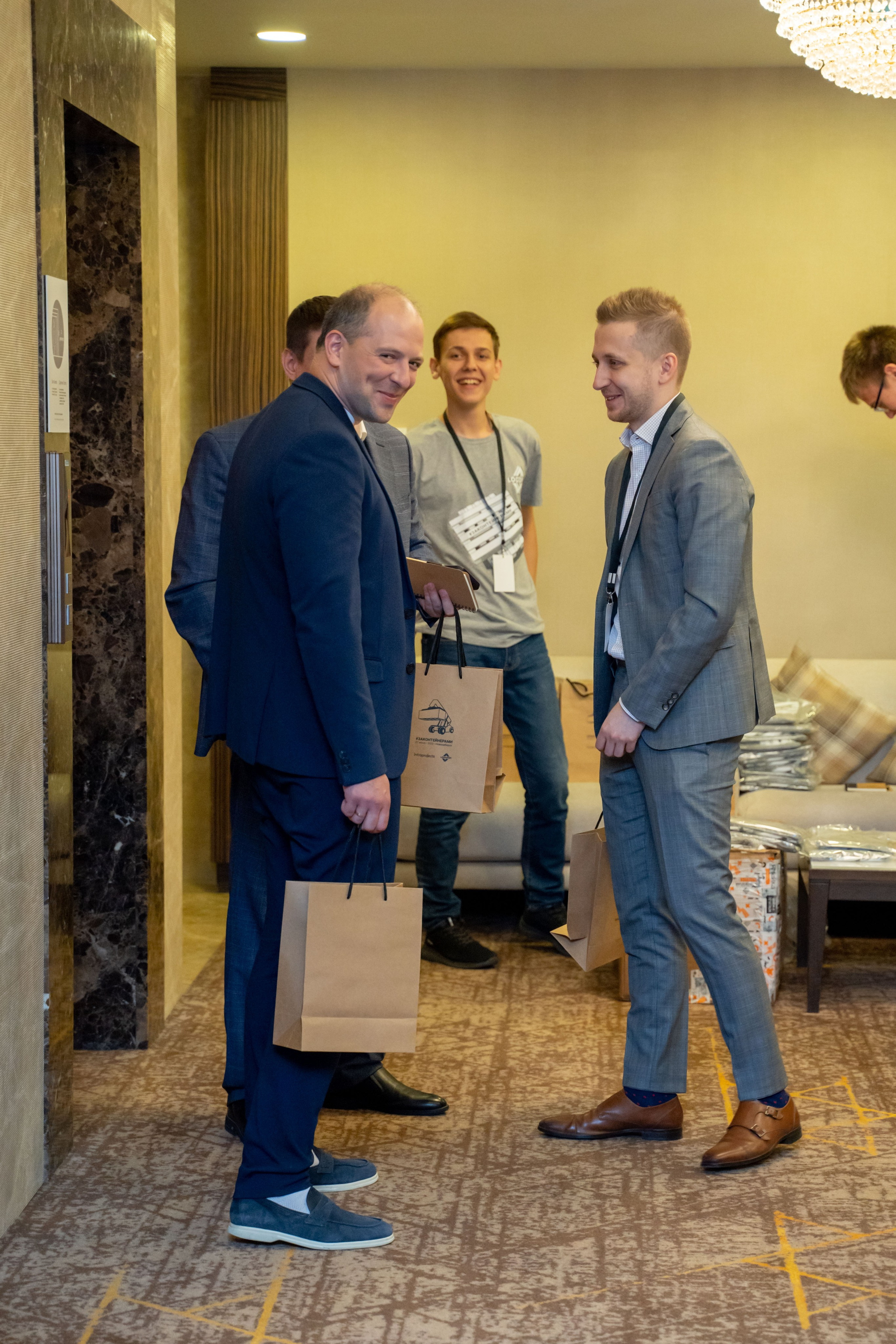 Репортаж «ЗАКОНТЕЙНЕРАМИ». Главная