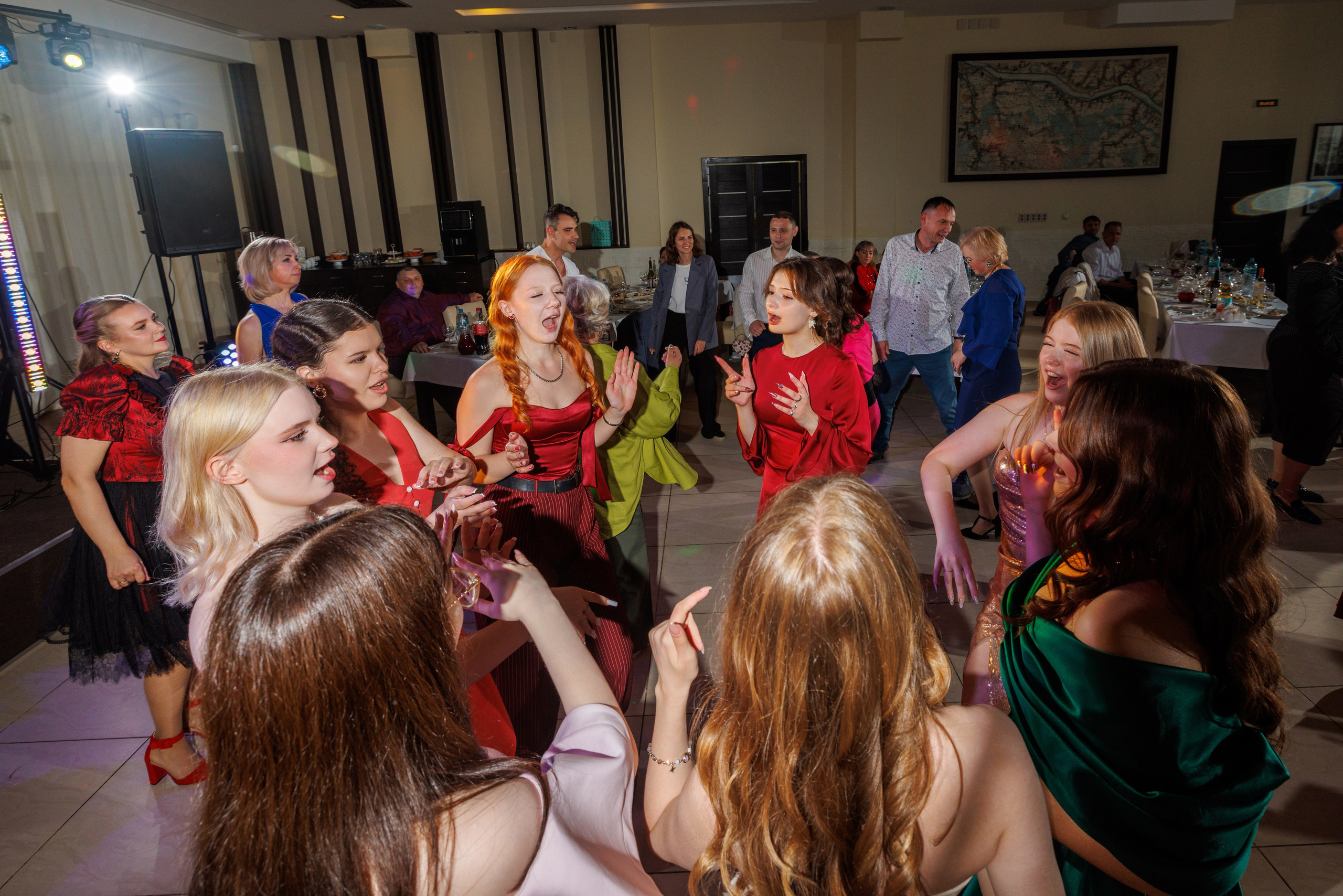 Выпускной 2025 Шк 10. Коммерческий фотограф Андрей Тремасов