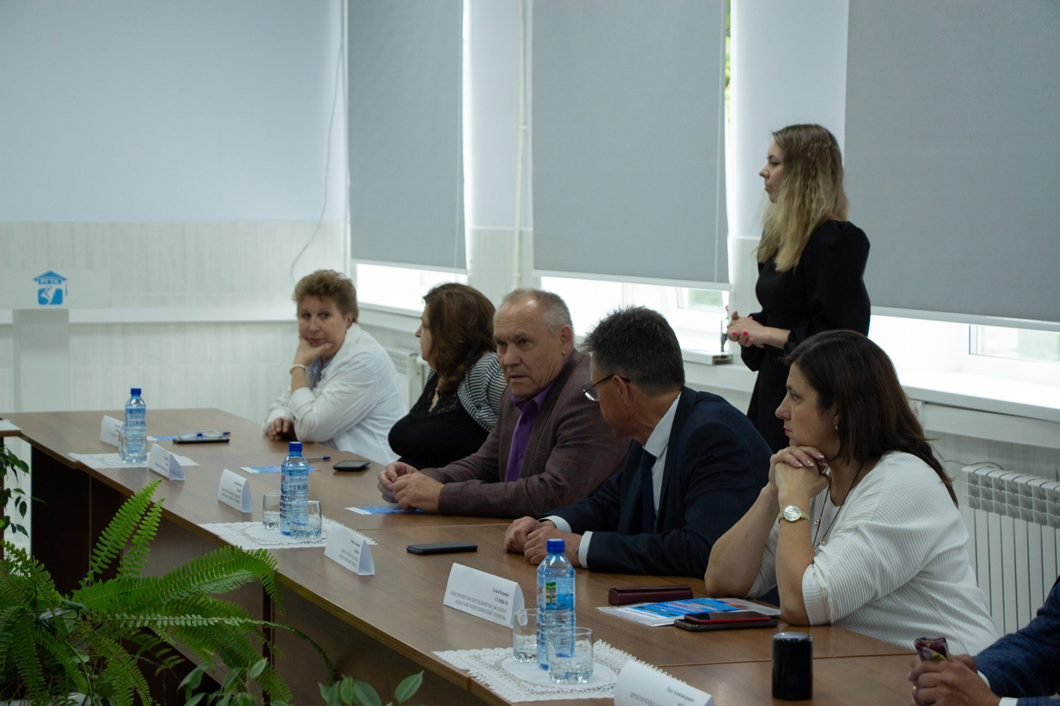 Подписание соглашения о сотрудничестве. Design by — фото, обучение, портфолио. Фотограф Рязань