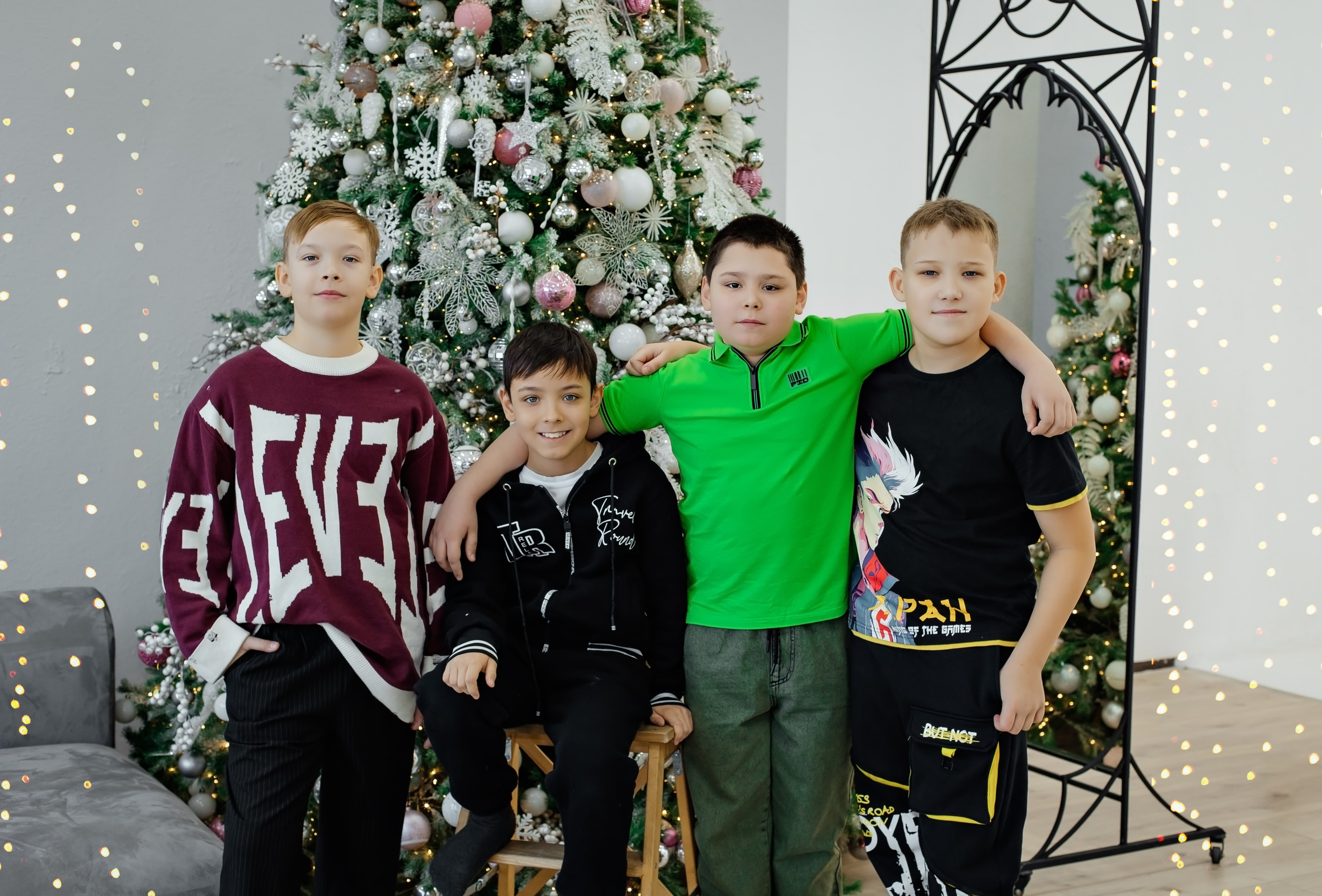 Новогодняя съёмка в студии. Фотограф Григорьева Ольга. Портретная, семейная съёмка, Love Stori, видеосъёмка в городе Чита. Выпускные альбомы, фотокниги