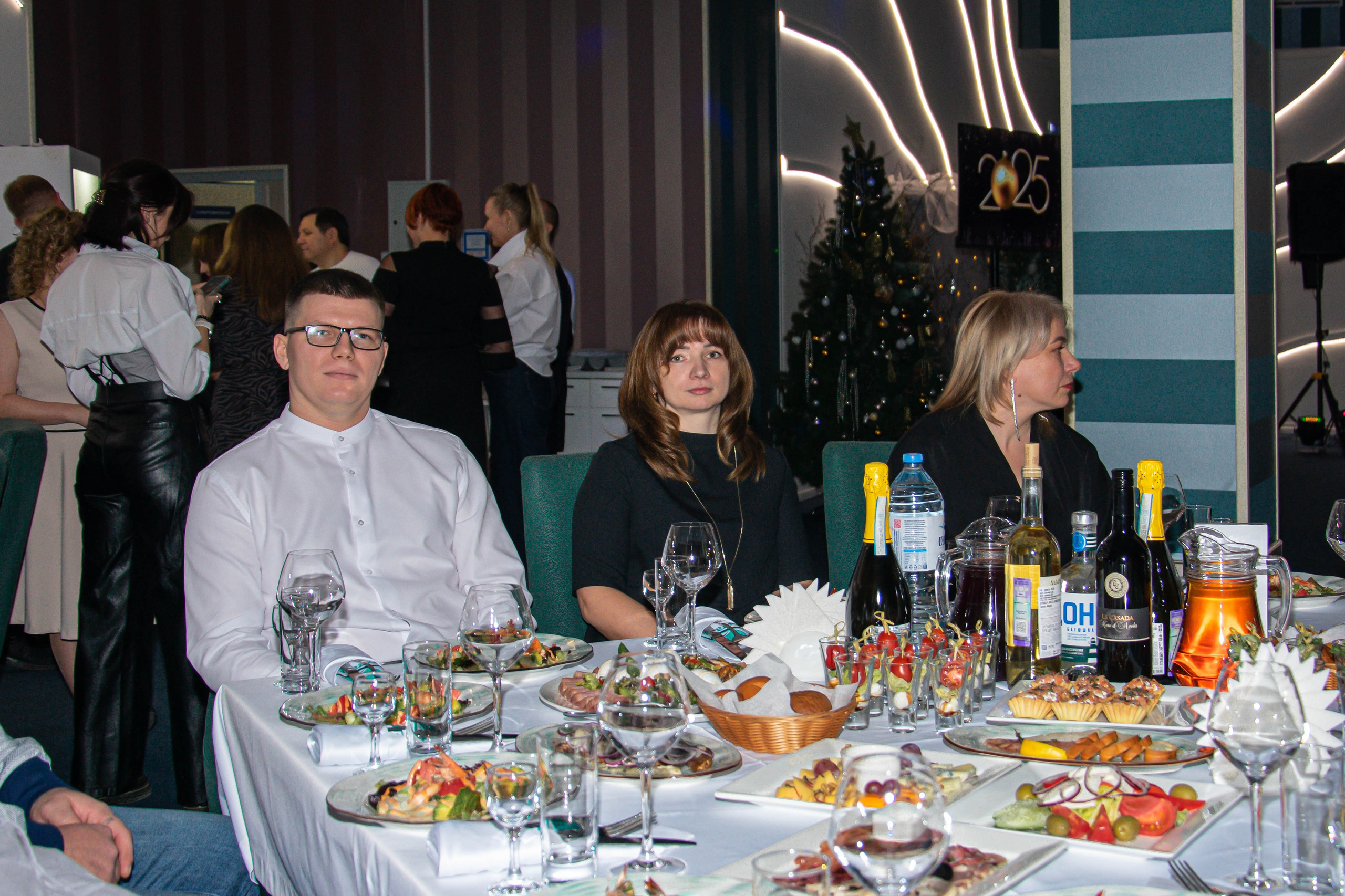 Корпоратив. Женский фотограф в Людиново и Киров