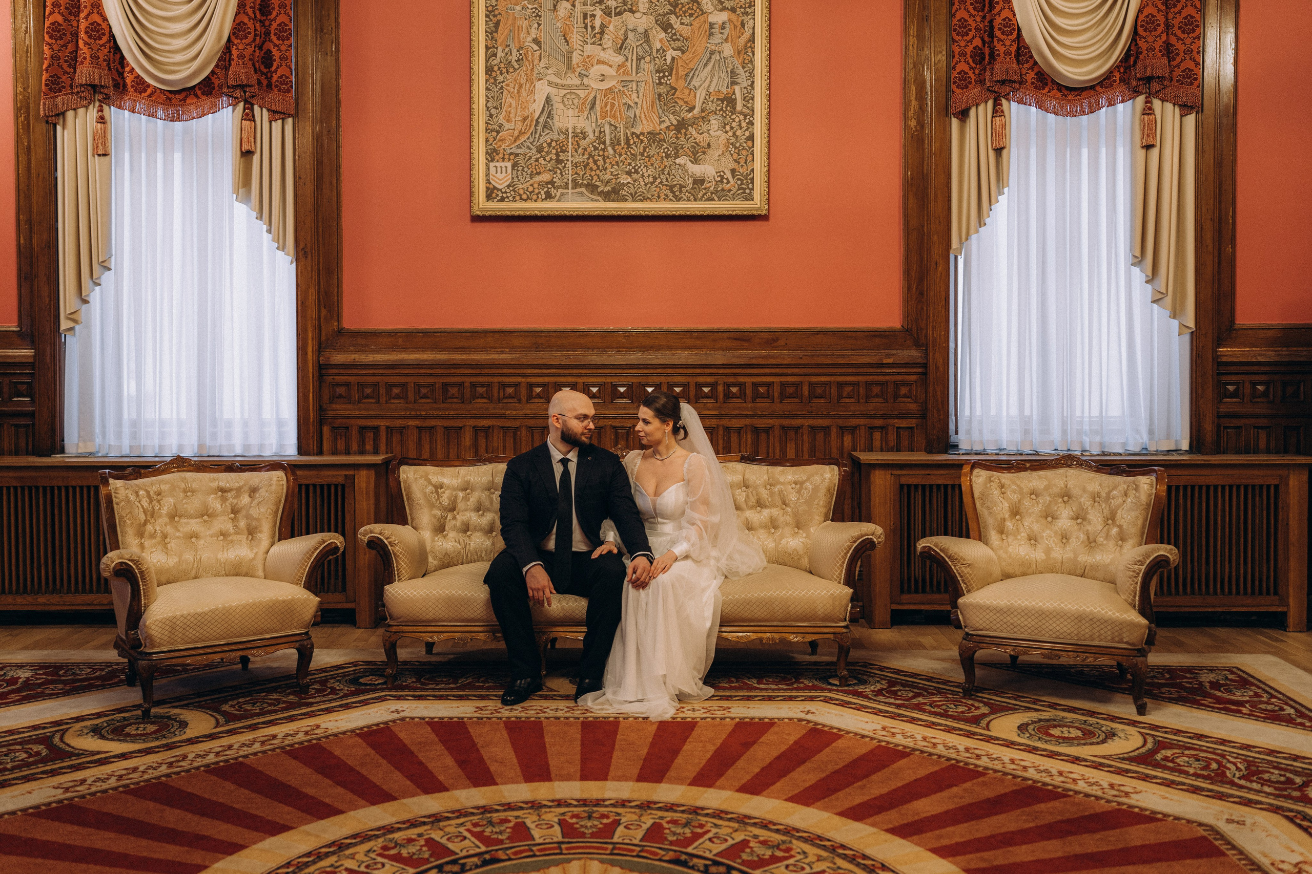 СВАДЕБНАЯ СЬЕМКА ВО ВТОРОМ ДВОРЦЕ (ДЕКАБРЬ) ТАКЖЕ СЬЕМКА В СТУДИИ НА ЧЕРНЫШЕВСКОЙ. Профессиональный фотограф, Санкт-Петербург — Виктория Богомолова