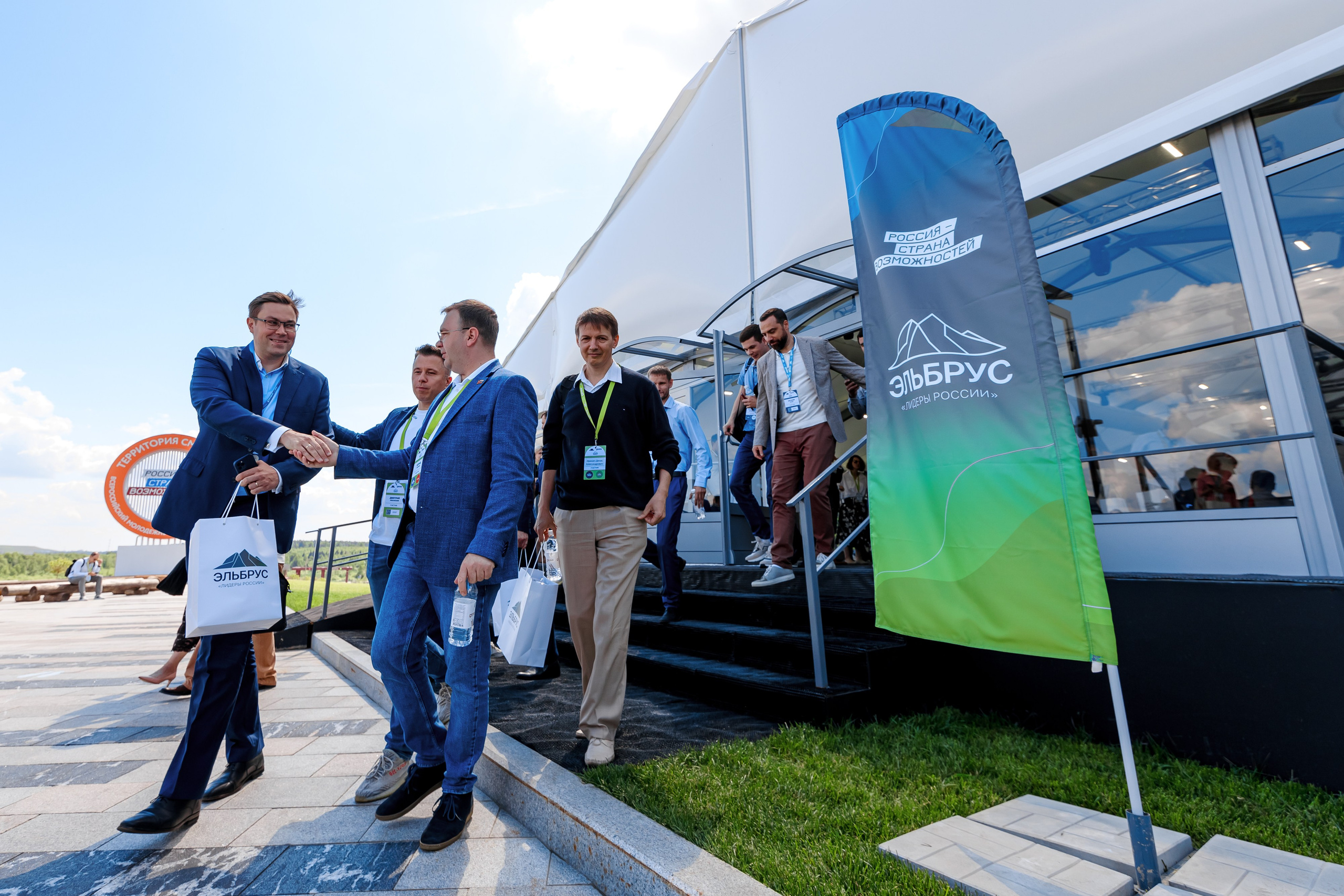 Ежегодная встреча клуба «Эльбрус» | Сенеж. Репортажный фотограф Семён Борисов | Москва